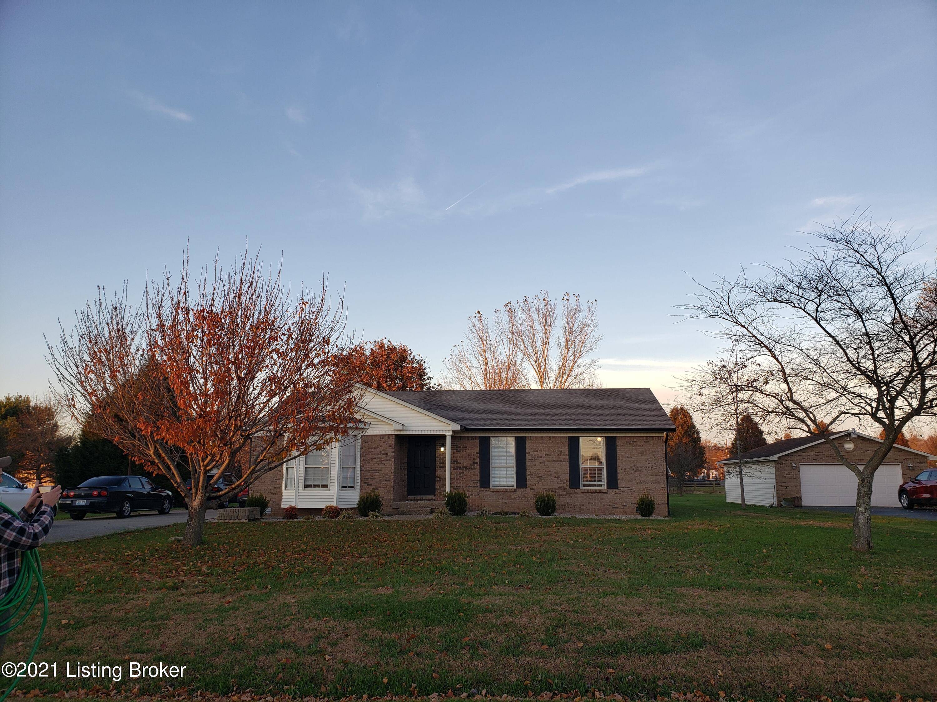 Bardstown, KY 40004,1002 Brittany Dr