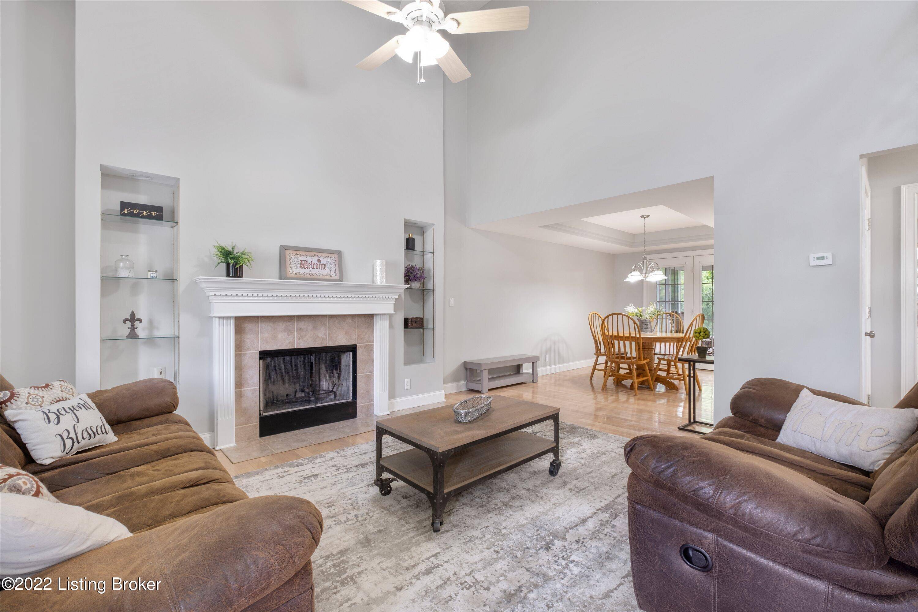 Louisville, KY 40291,5904 Woodhaven Ridge Ct