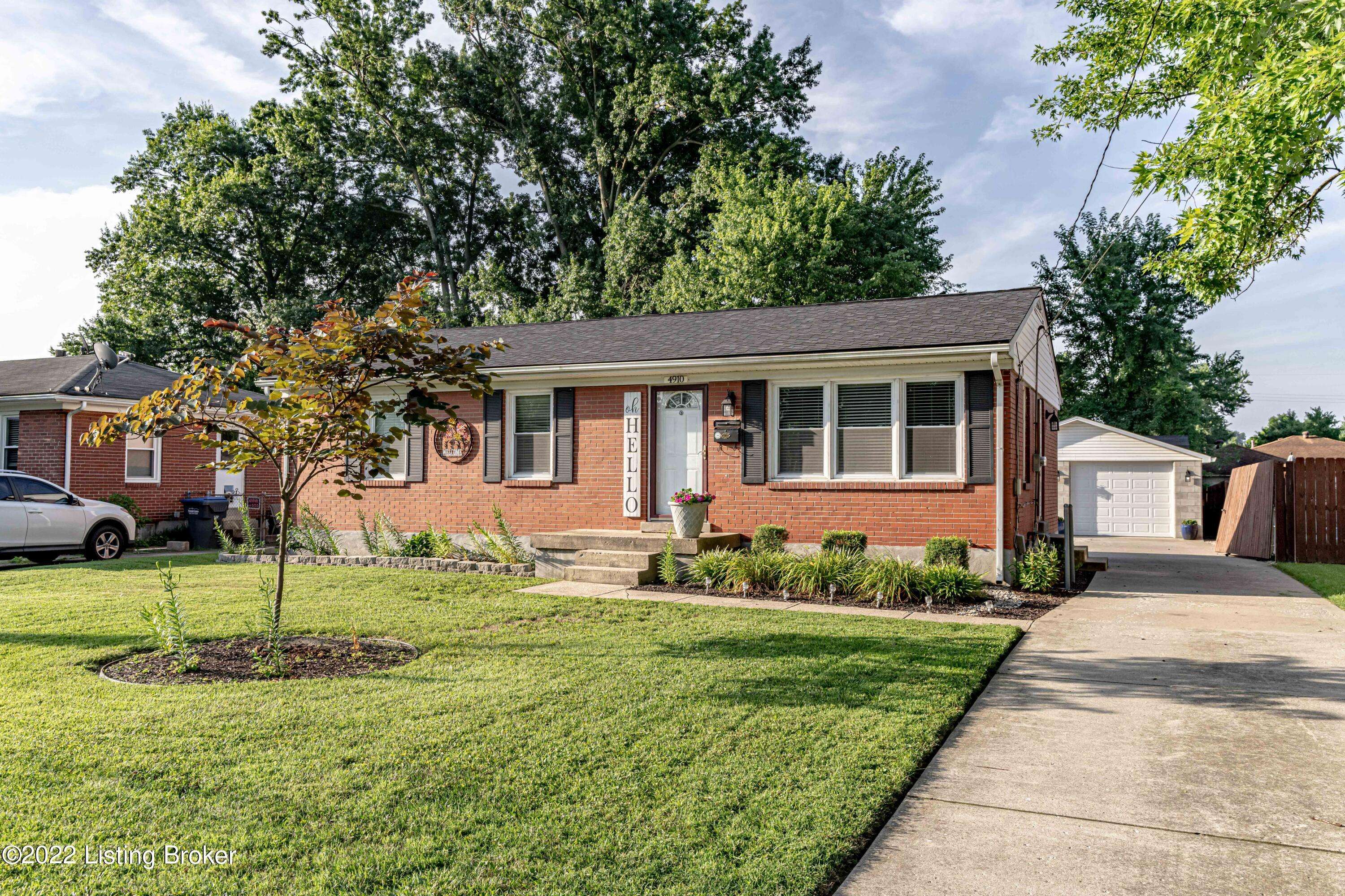 Louisville, KY 40258,4910 Lila Ave
