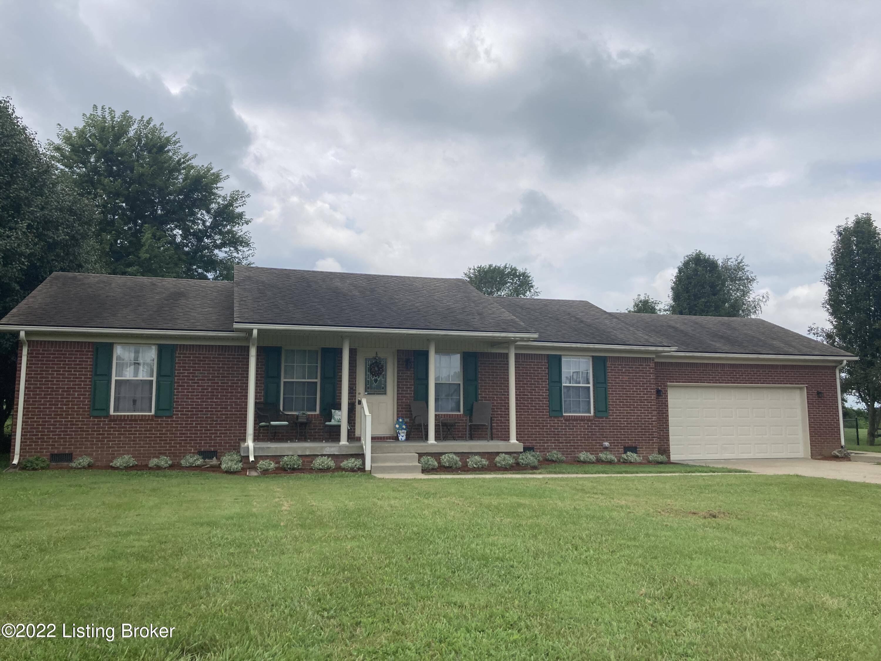 Bardstown, KY 40004,211 Castle Dr