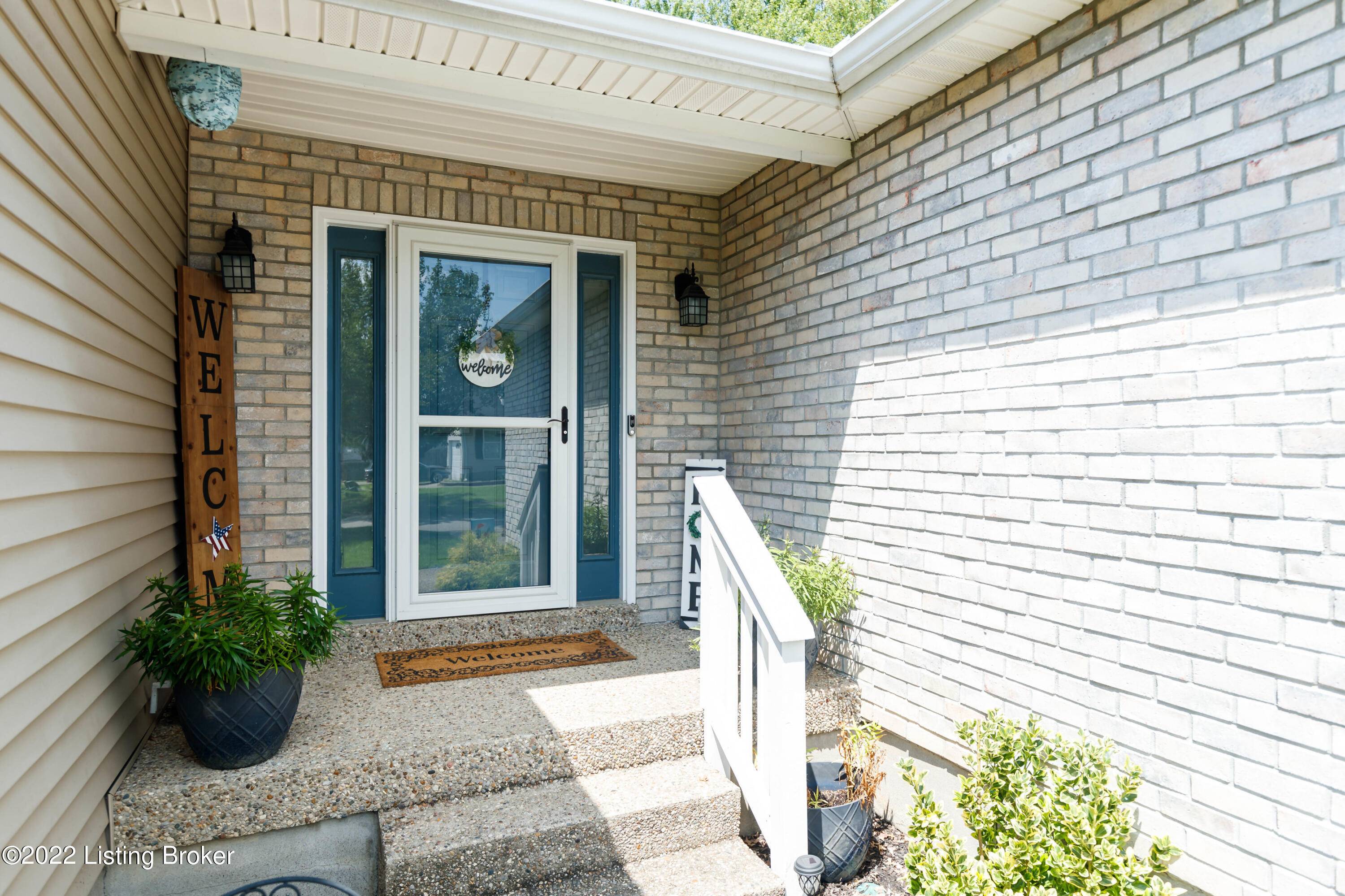 Louisville, KY 40291,7010 Ridge Farm Ct