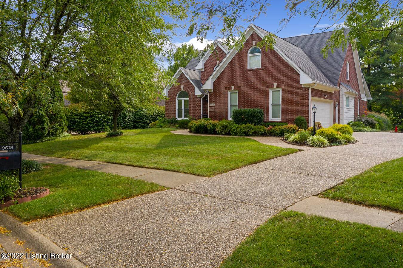 Louisville, KY 40241,9619 Moorfield Cir