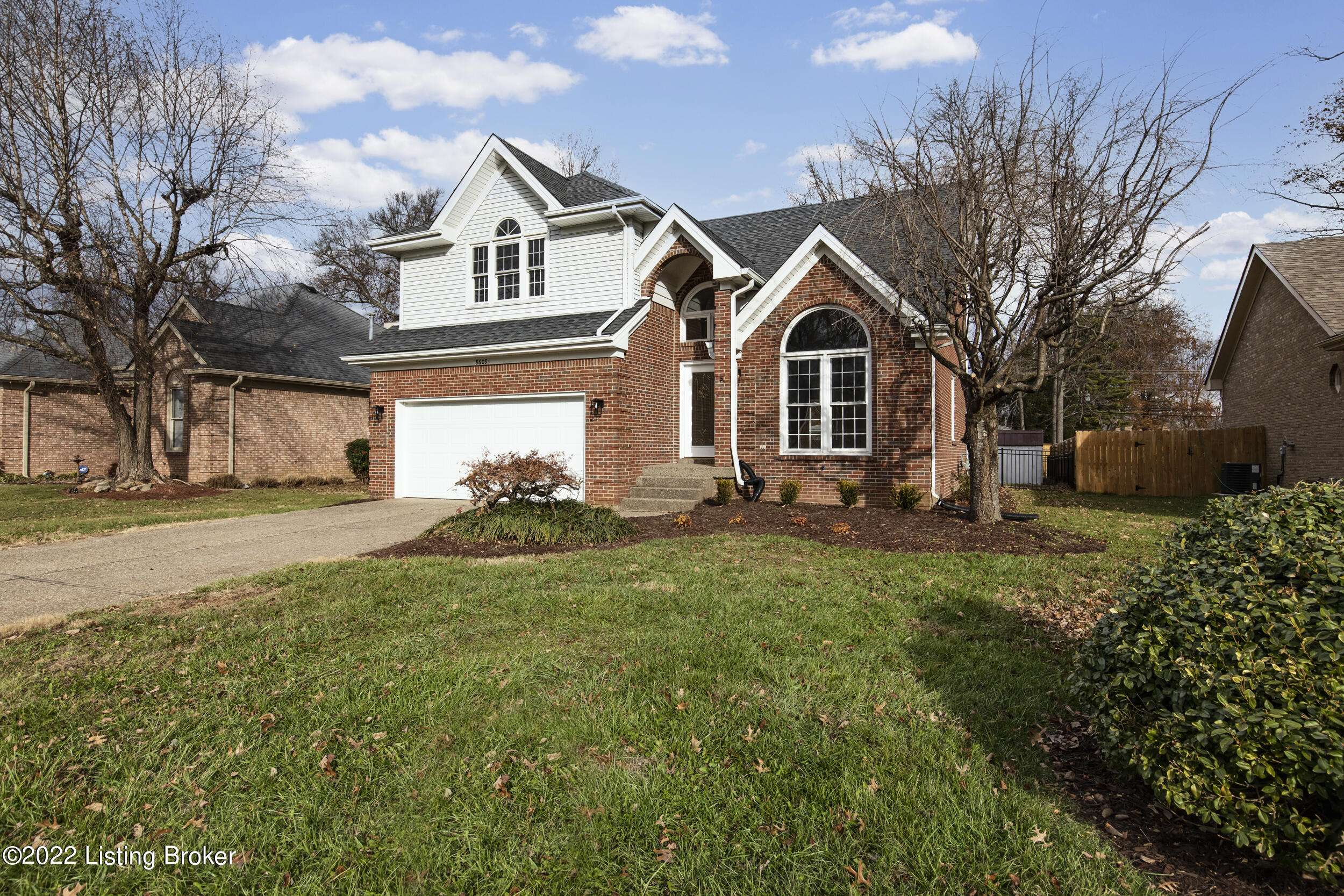 Louisville, KY 40291,8609 Timberline Dr