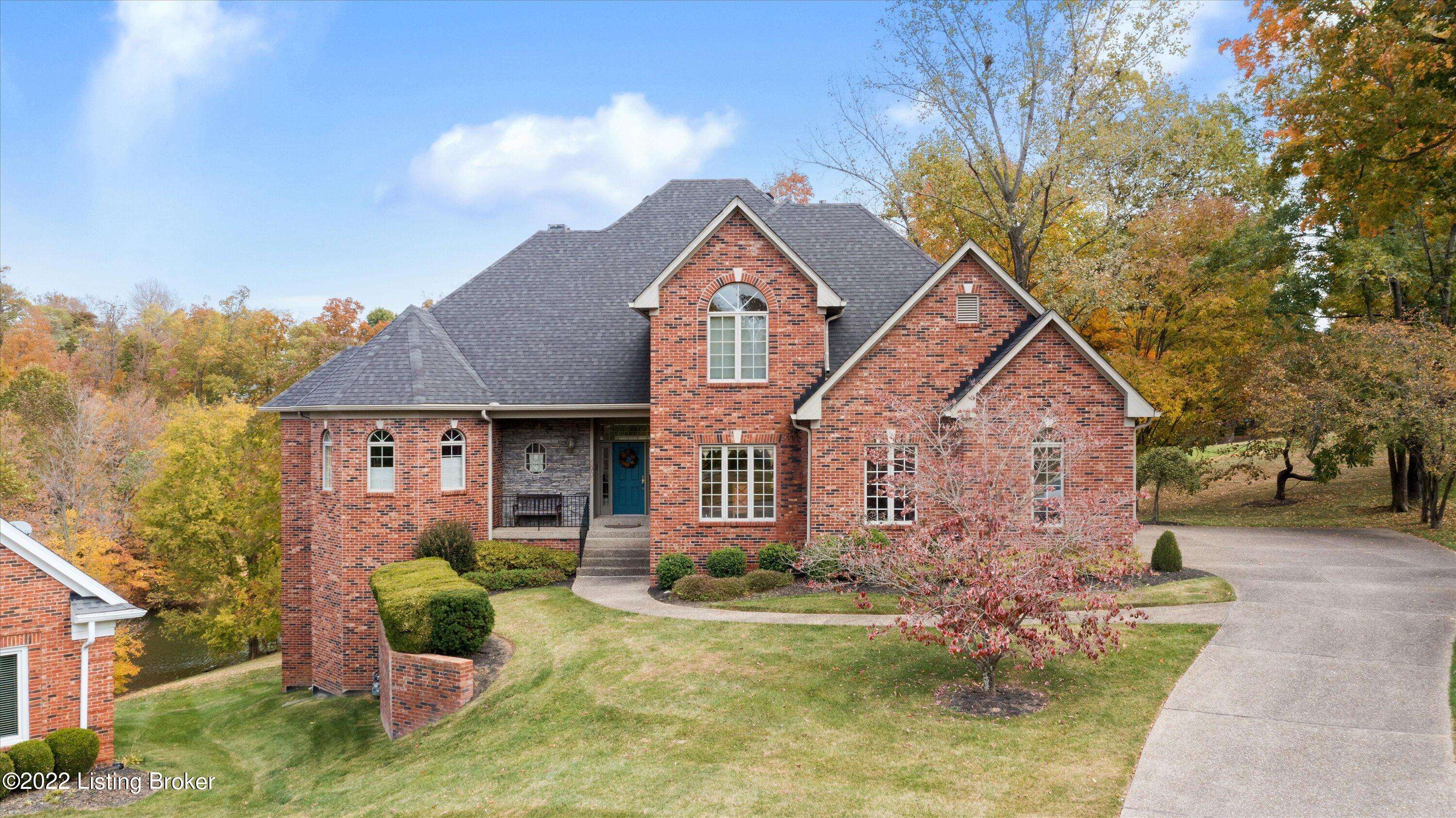 Prospect, KY 40059,5909 Old Cedar Ct