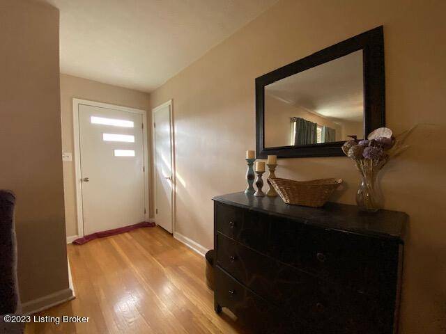 Bardstown, KY 40004,307 S Center St