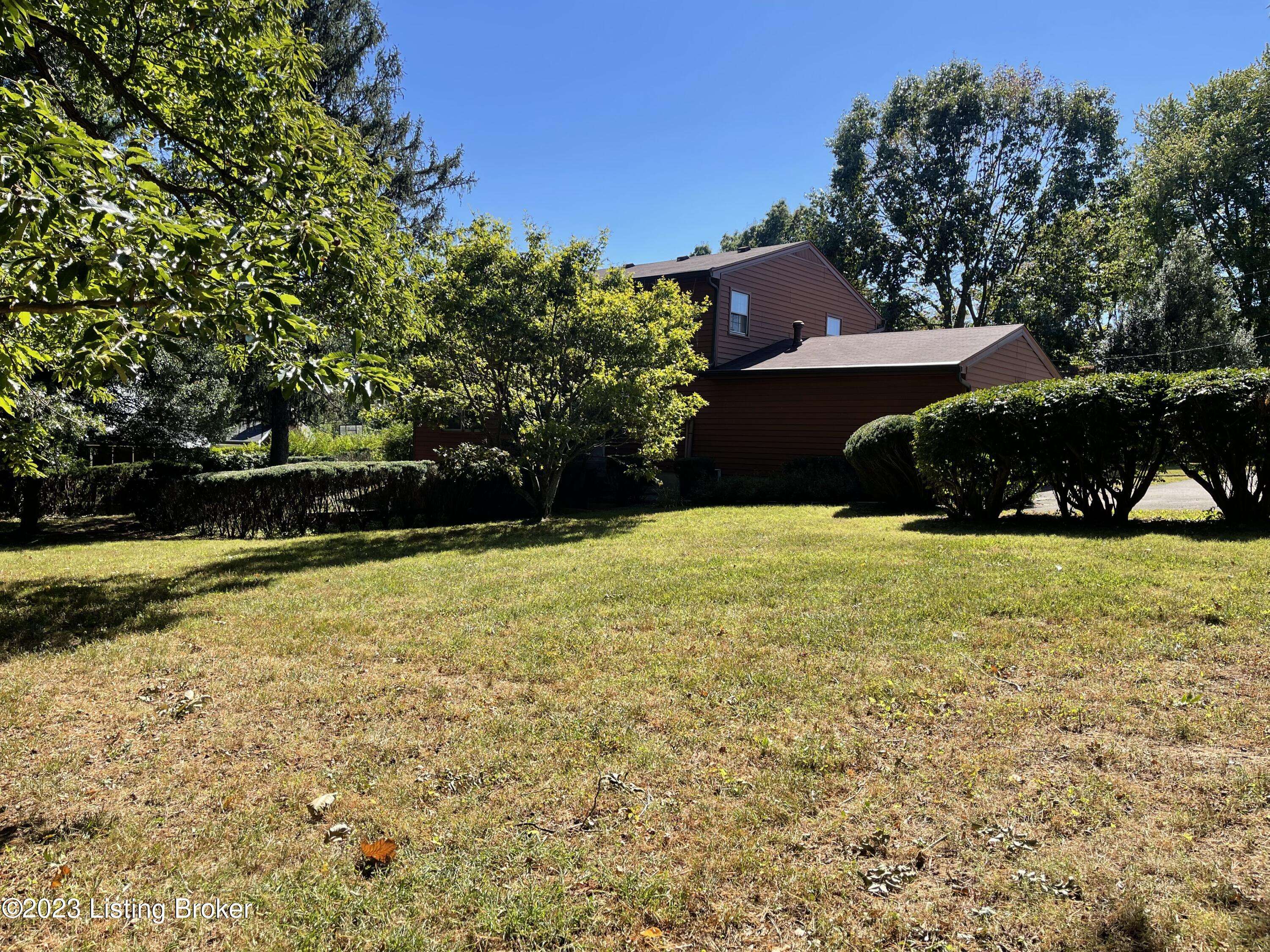 Prospect, KY 40059,13411 Apple Tree Ln