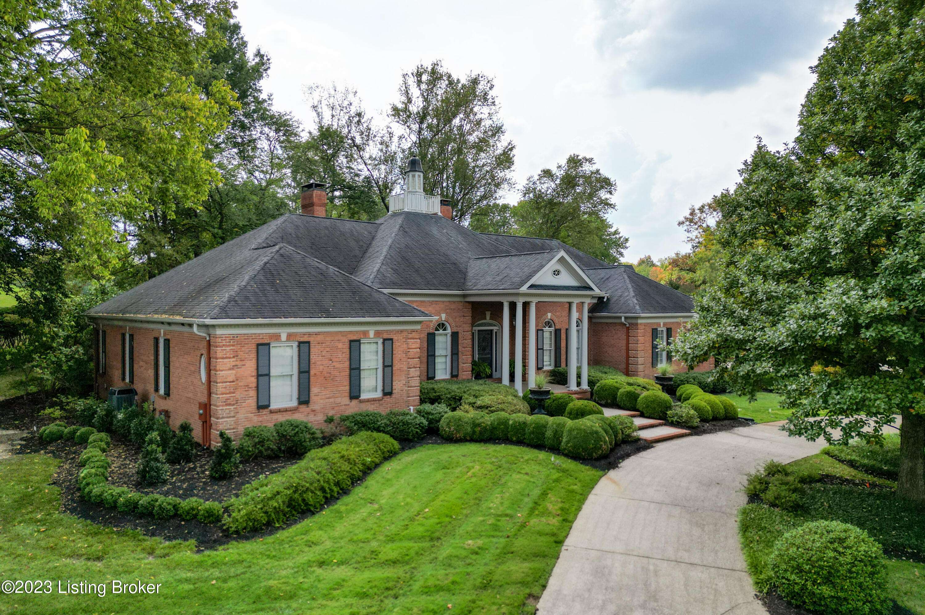 Prospect, KY 40059,7710 Cedar Ridge Ct