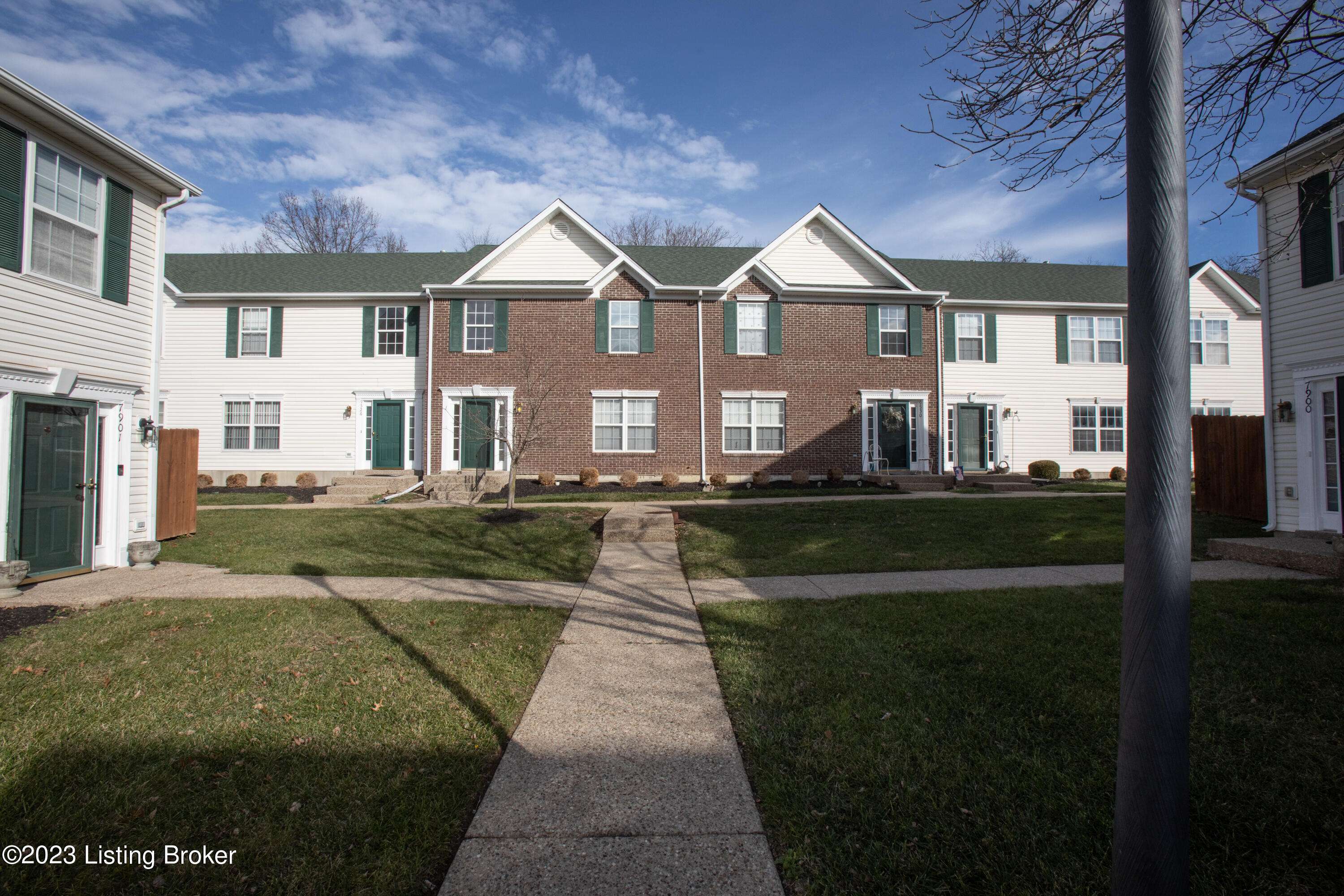Louisville, KY 40291,9528 Bayberry Green Ln