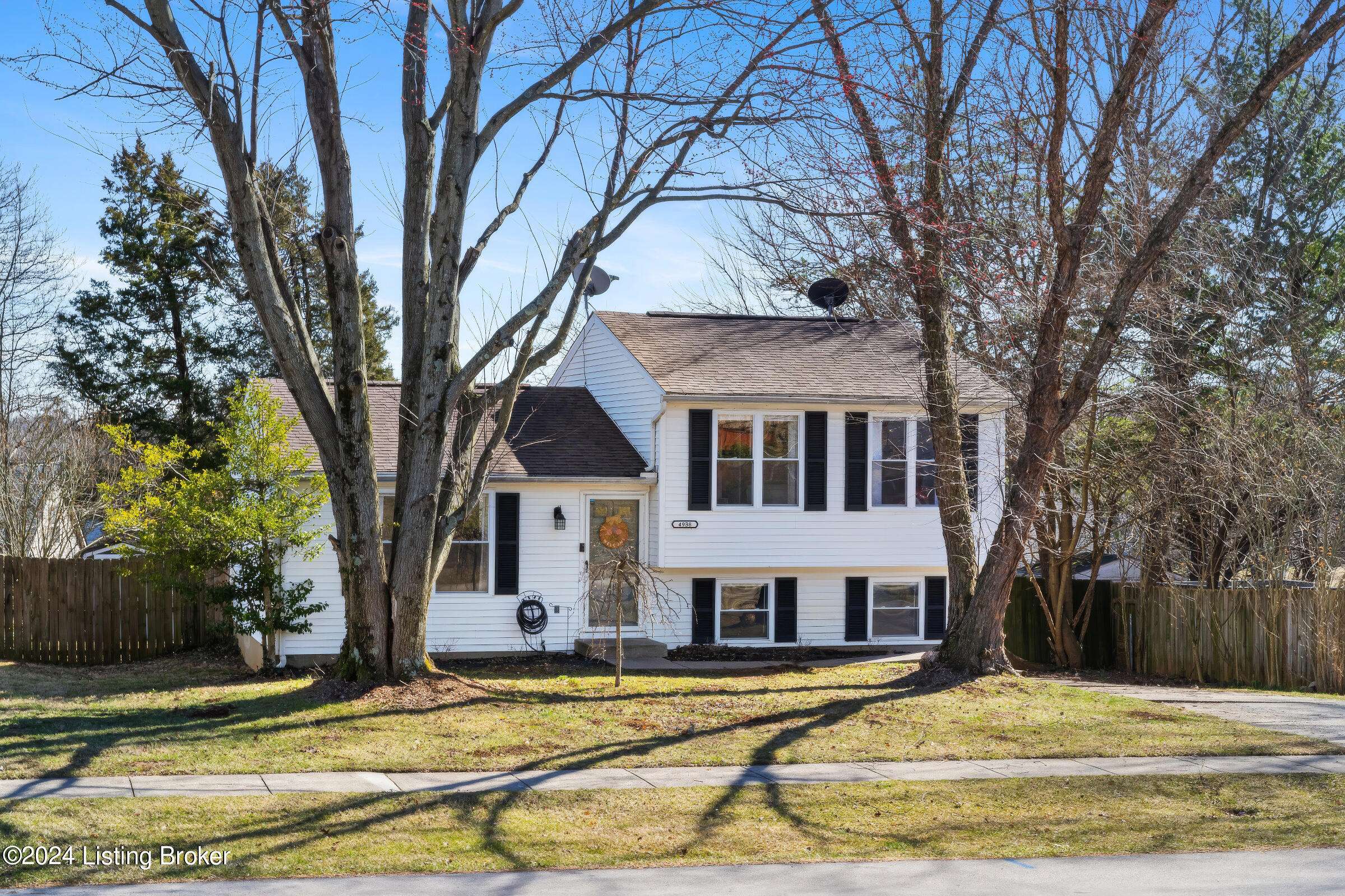 Louisville, KY 40245,4938 Winding Spring Cir