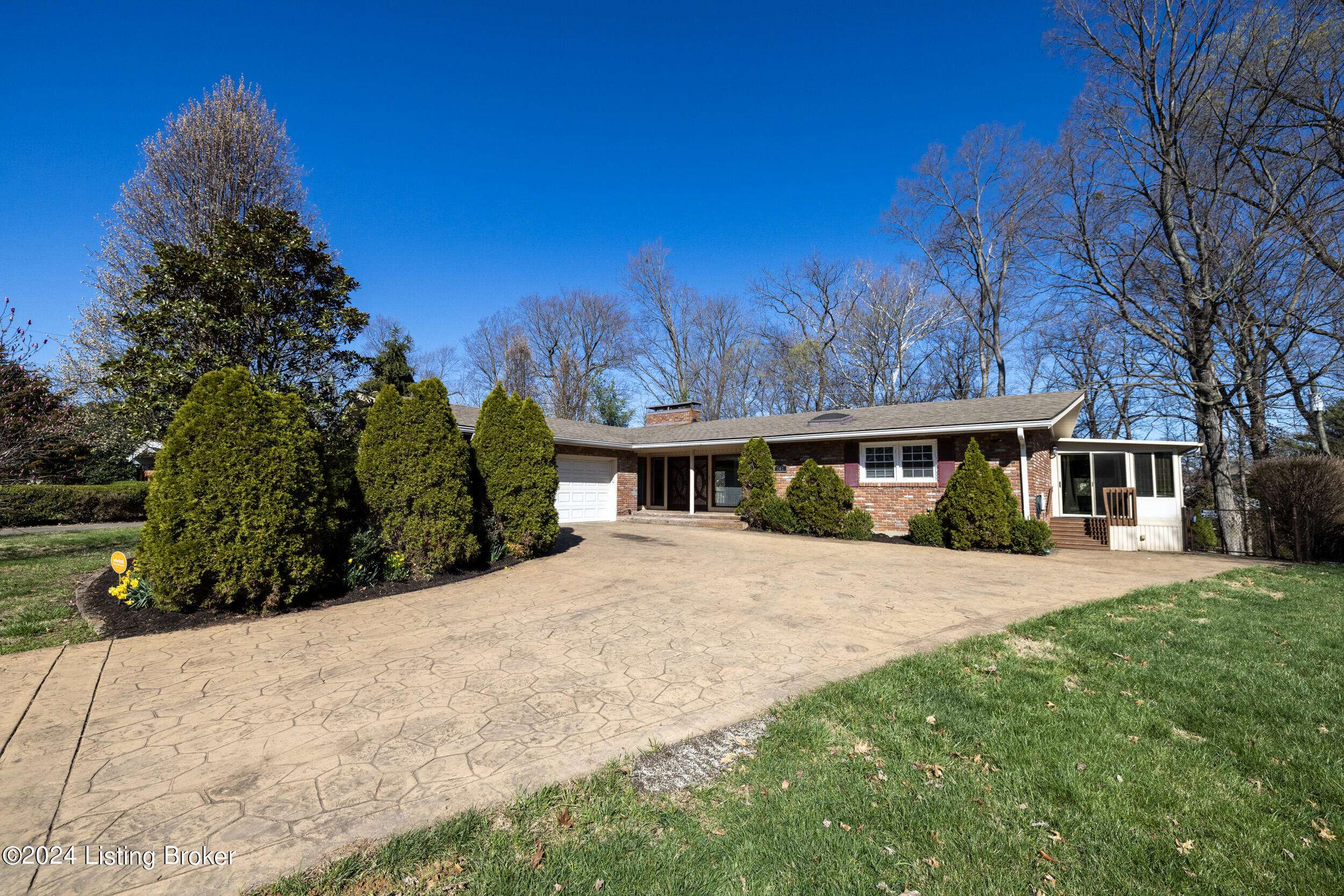 Louisville, KY 40223,141 Tanglewood TRL