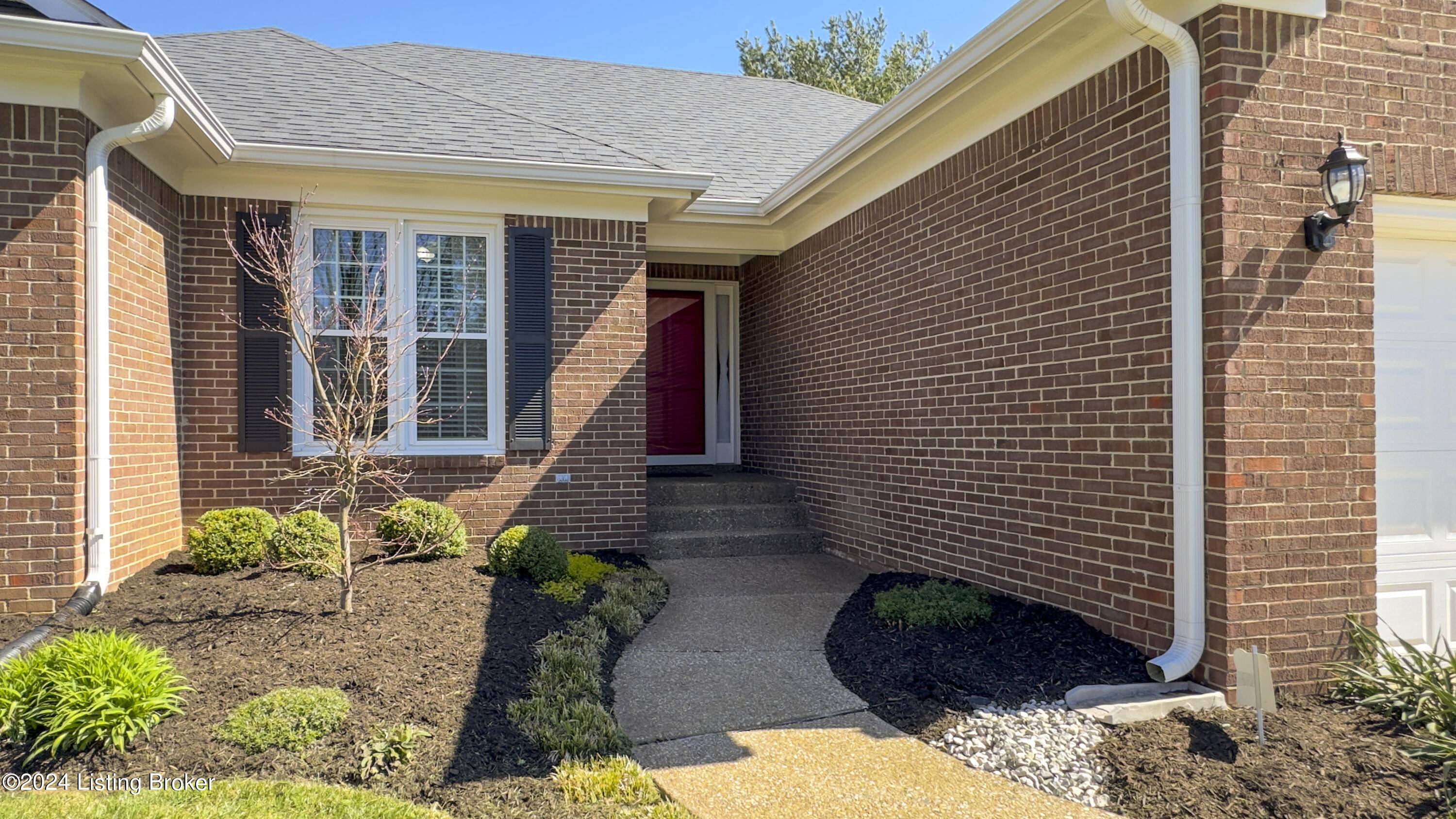 Louisville, KY 40241,10117 Ivybridge Cir