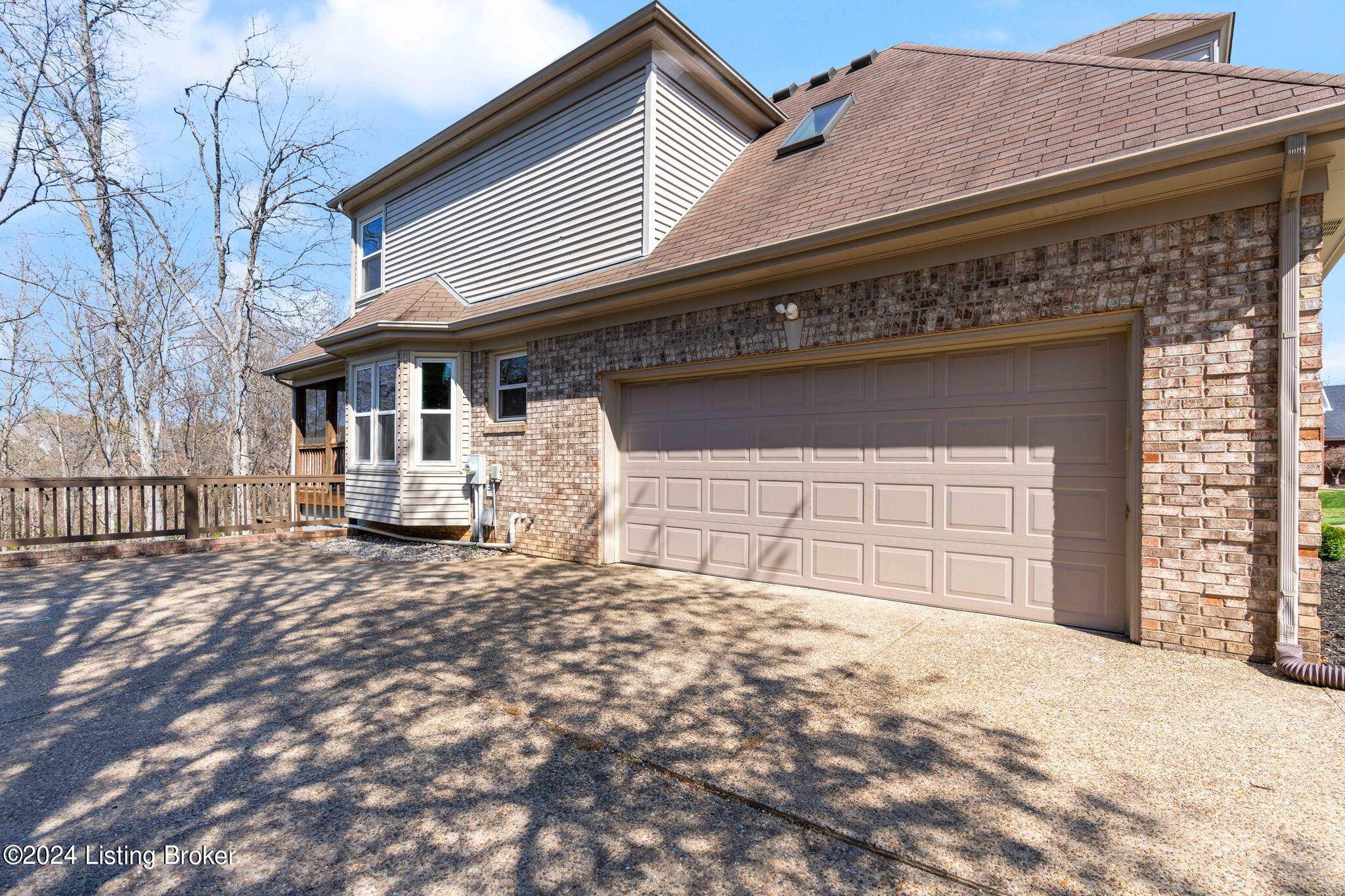 Louisville, KY 40299,12209 Saratoga Estates Rd