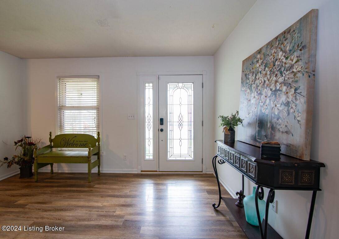 Brooks, KY 40109,208 Brooks Station Ln