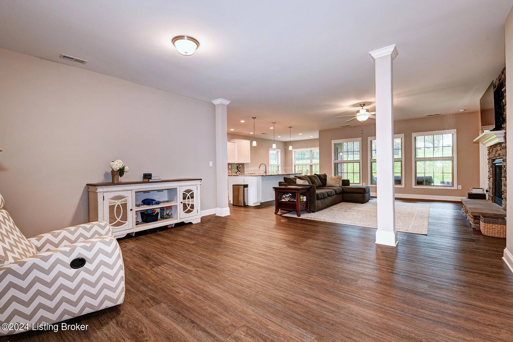 Louisville, KY 40245,120 Charmwood Ct