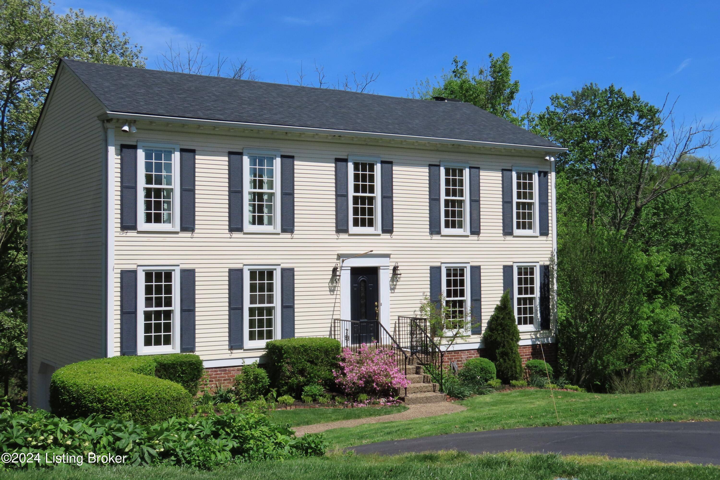 Louisville, KY 40207,2313 Mohican Hill Ct