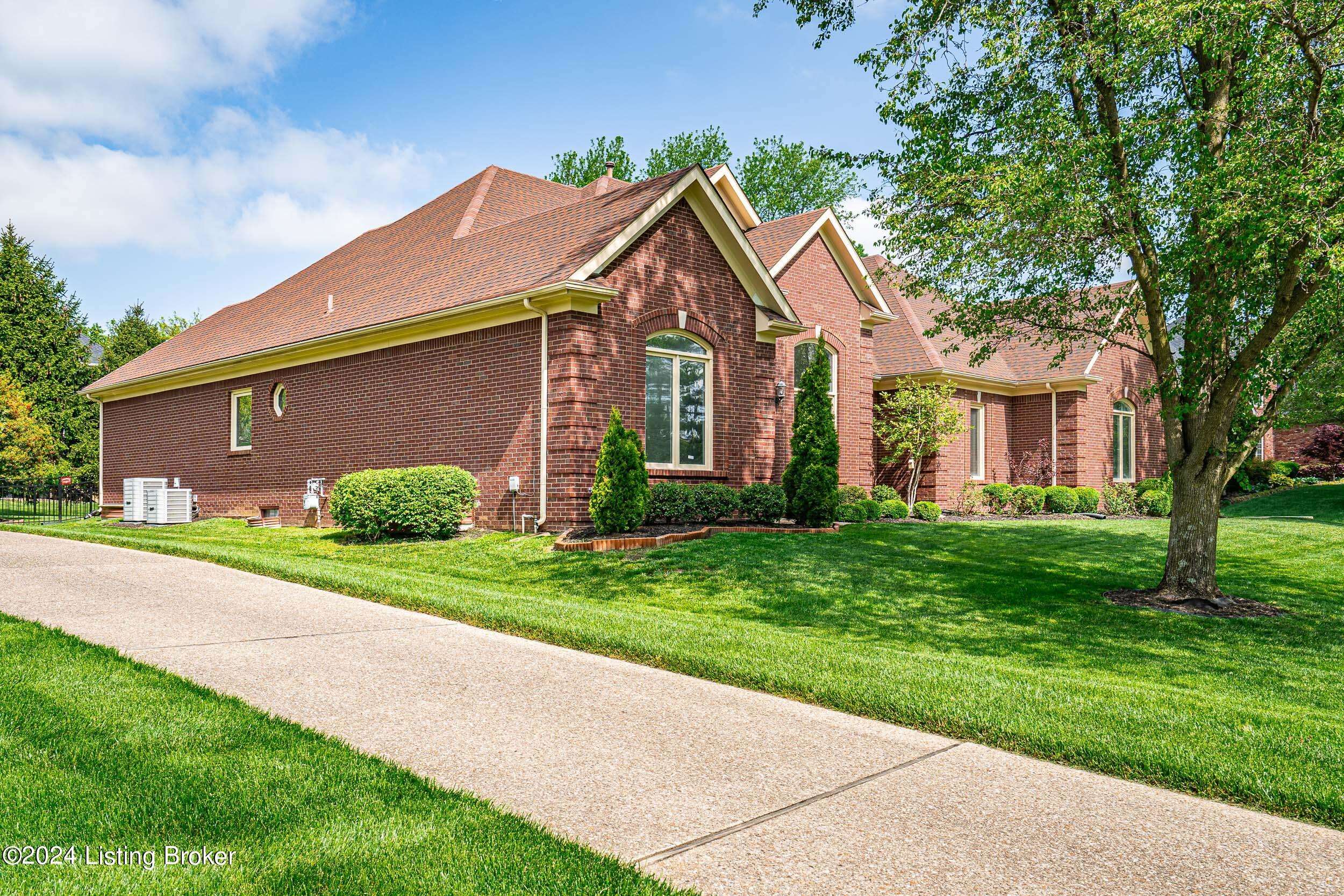 Prospect, KY 40059,3006 Albrecht Dr