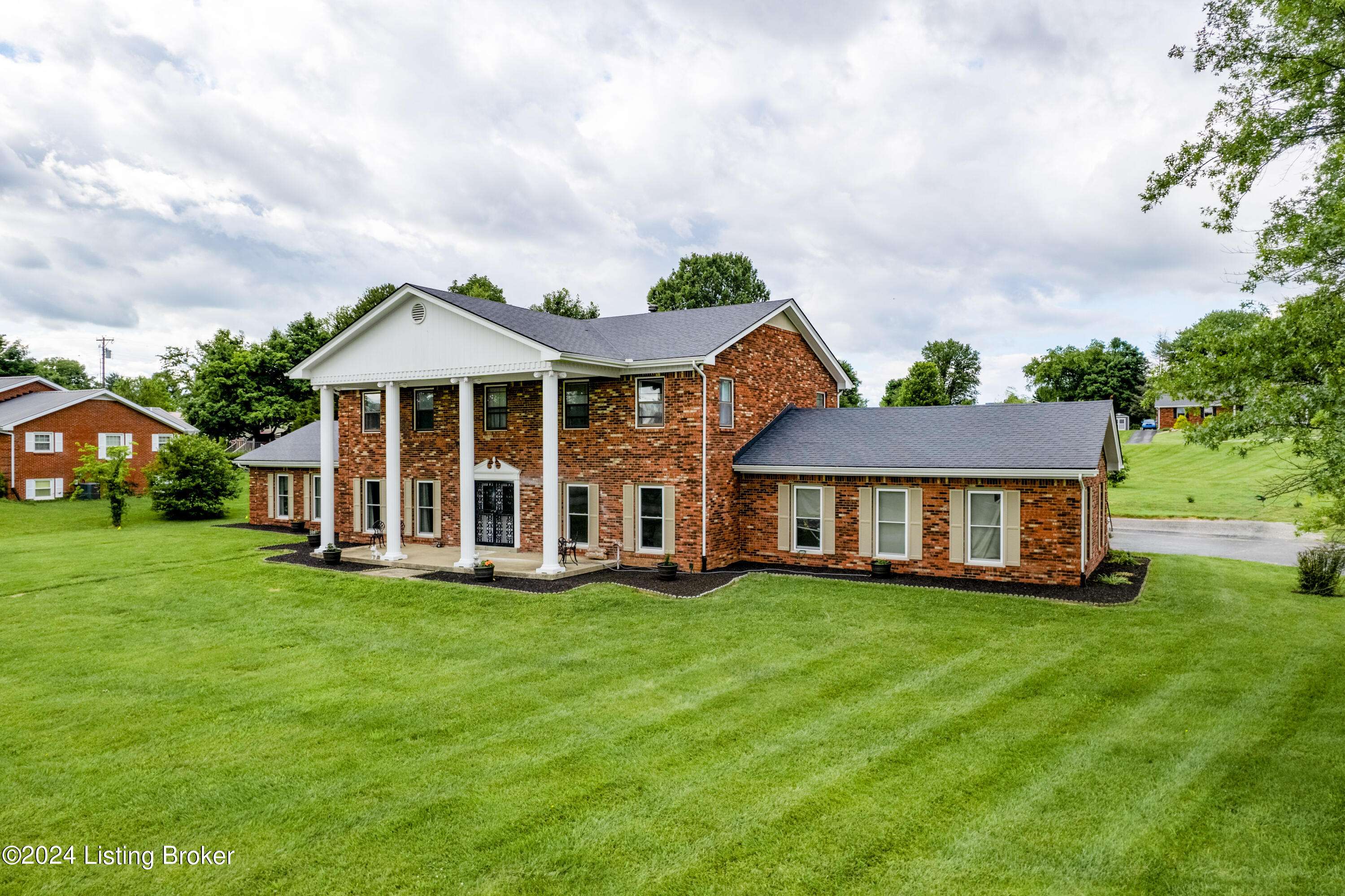 Shelbyville, KY 40065,2119 Frankfort Rd