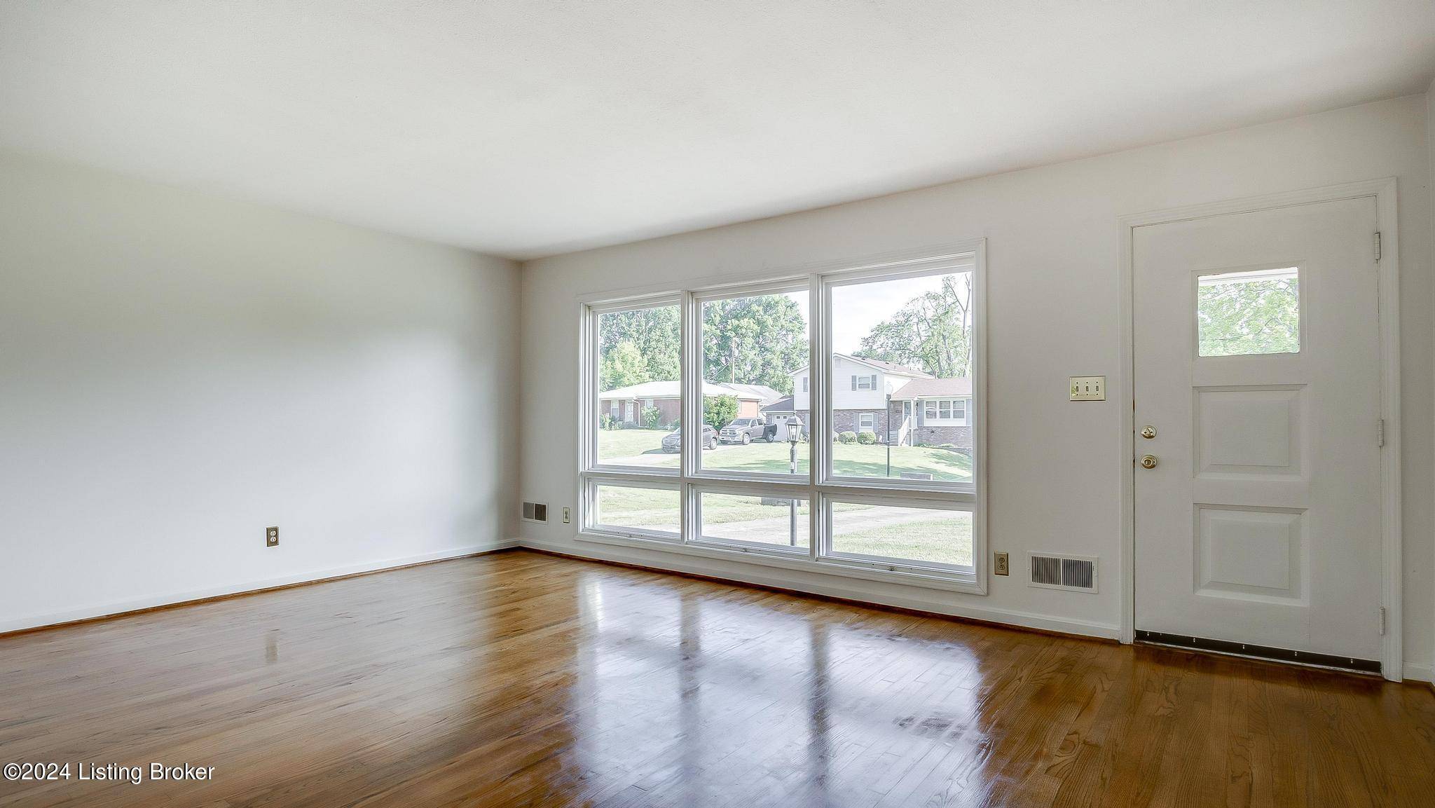 Louisville, KY 40299,2108 Janlyn Rd