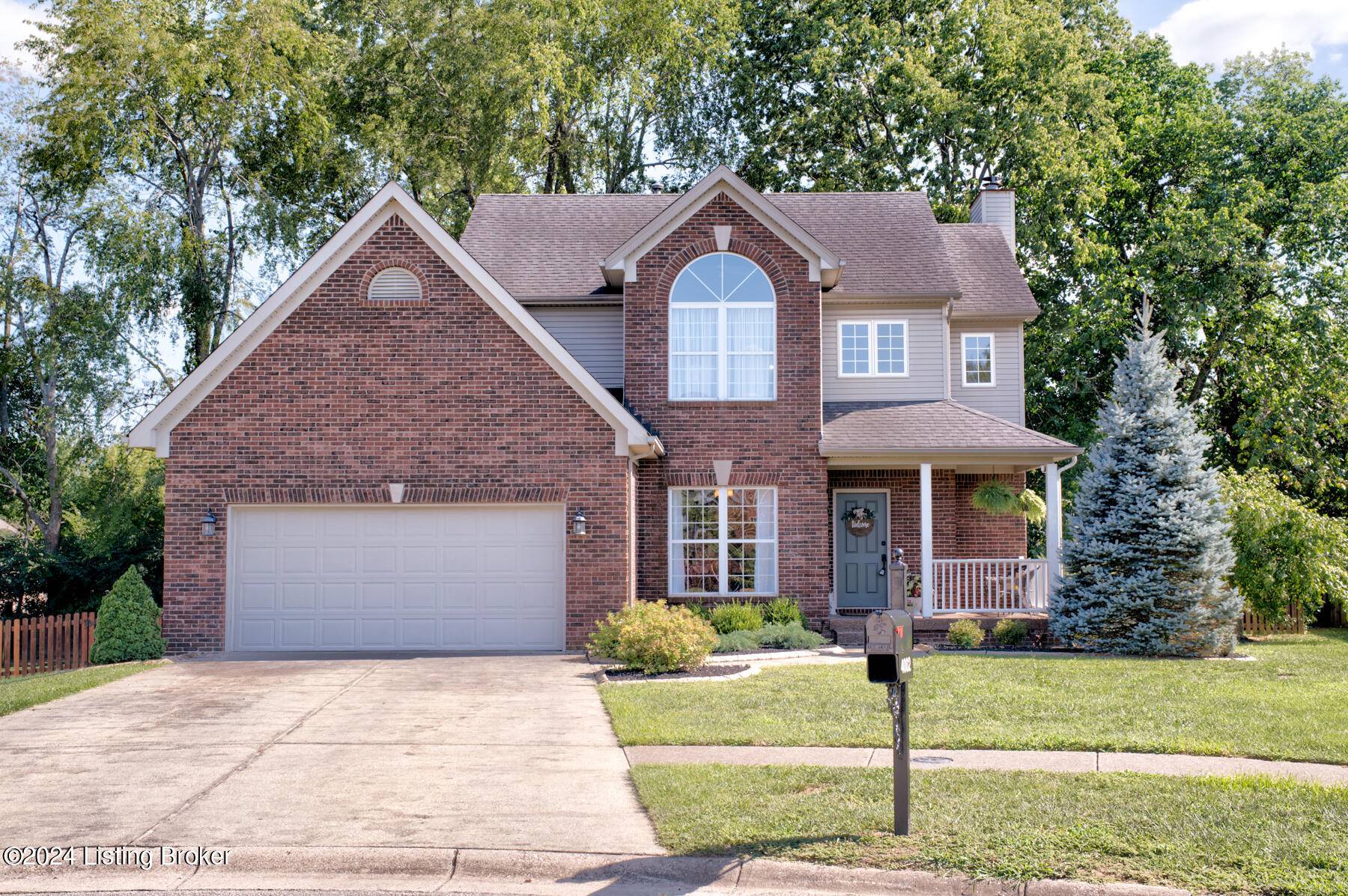Louisville, KY 40245,4002 Cantle Point Ct