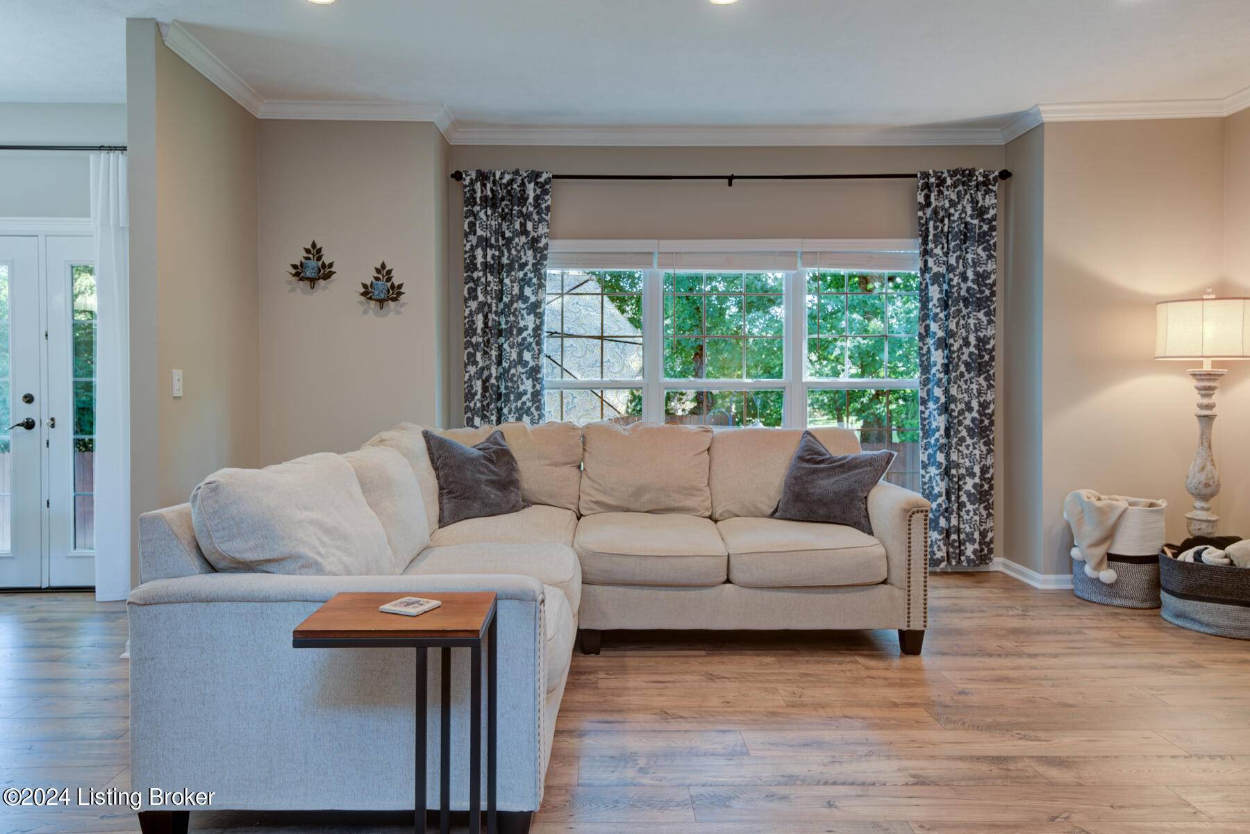 Louisville, KY 40245,4002 Cantle Point Ct