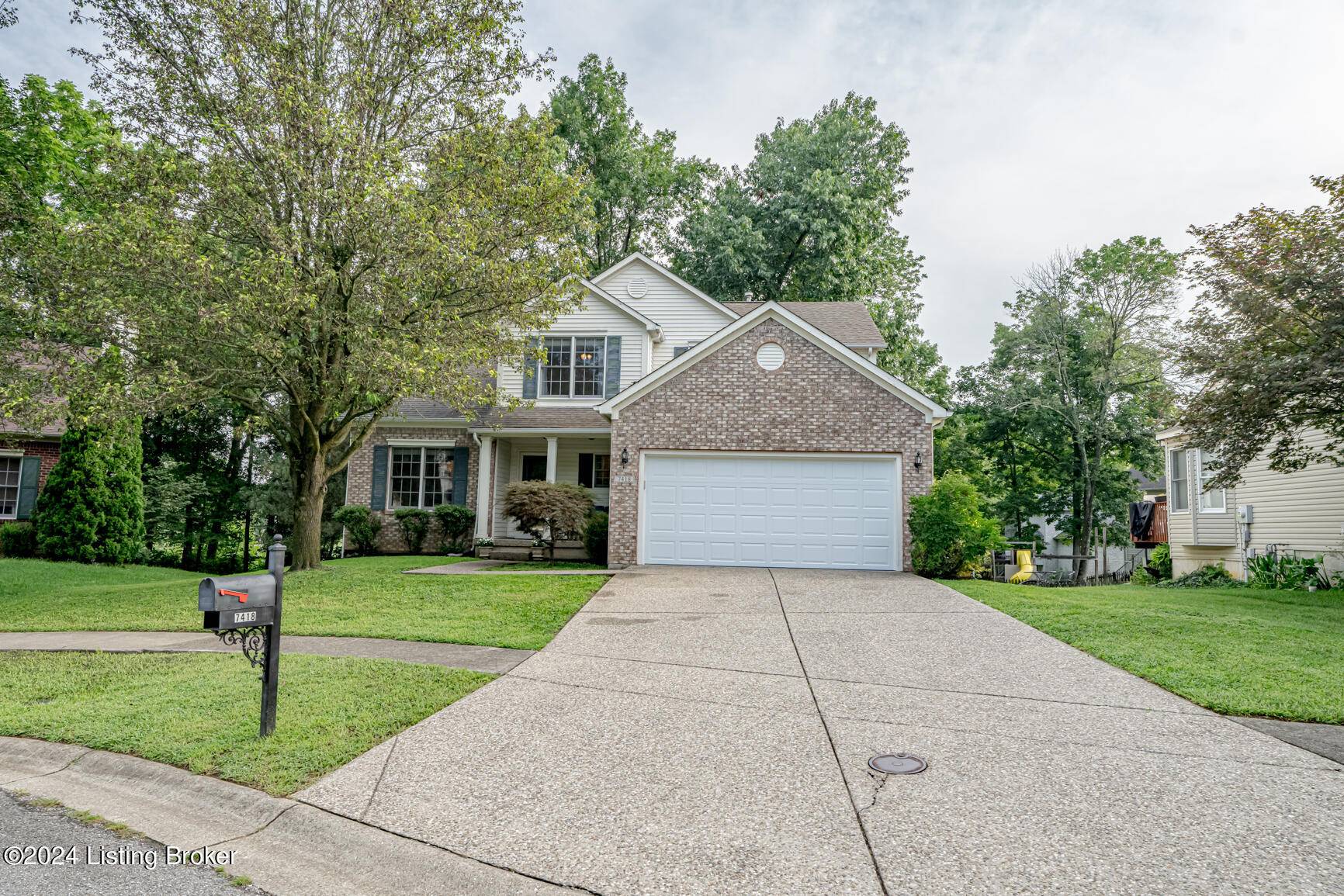 Louisville, KY 40291,7418 Spring Run Dr