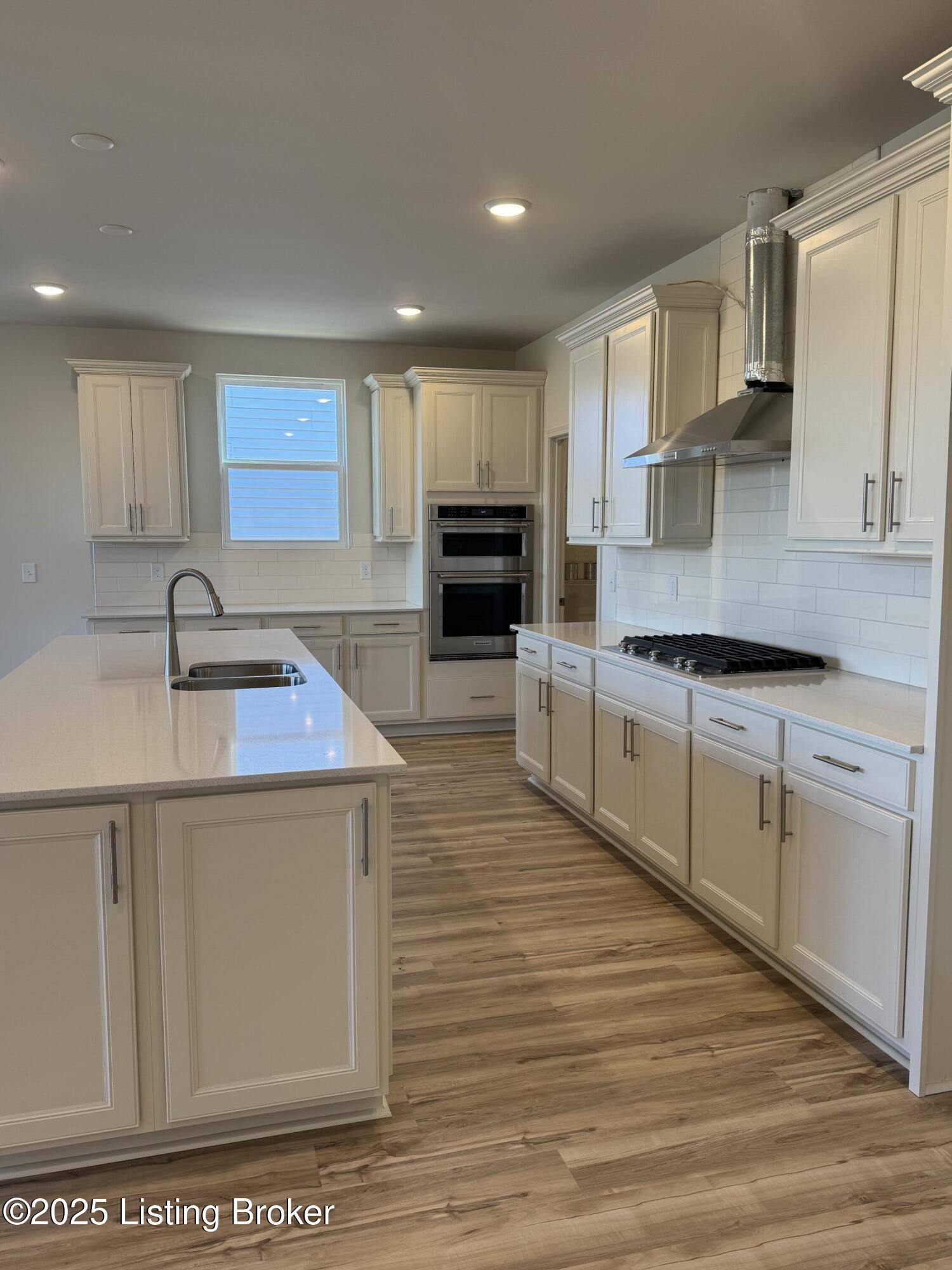 La Grange, KY 40031,3900 Blackthorn Pl