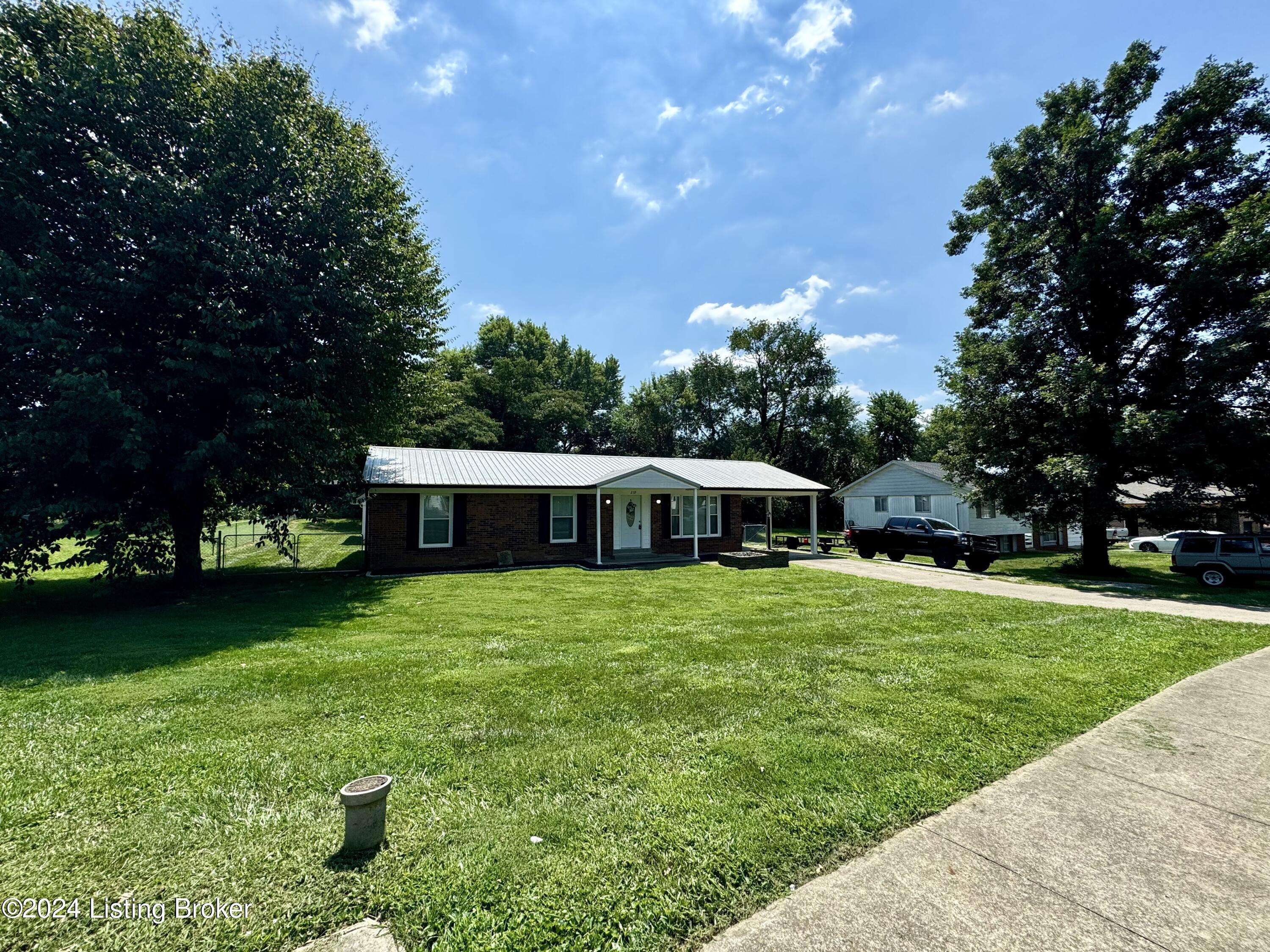 Bardstown, KY 40004,239 Guthrie Dr