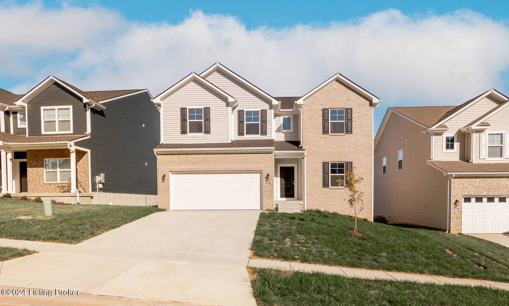 Louisville, KY 40229,8712 Warbler Br WAY