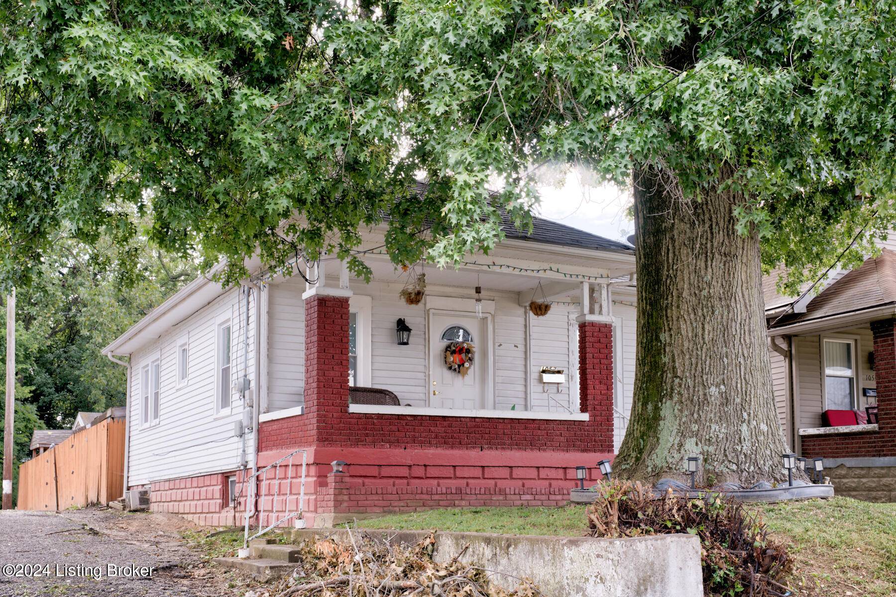 Louisville, KY 40211,1057 S 43rd St
