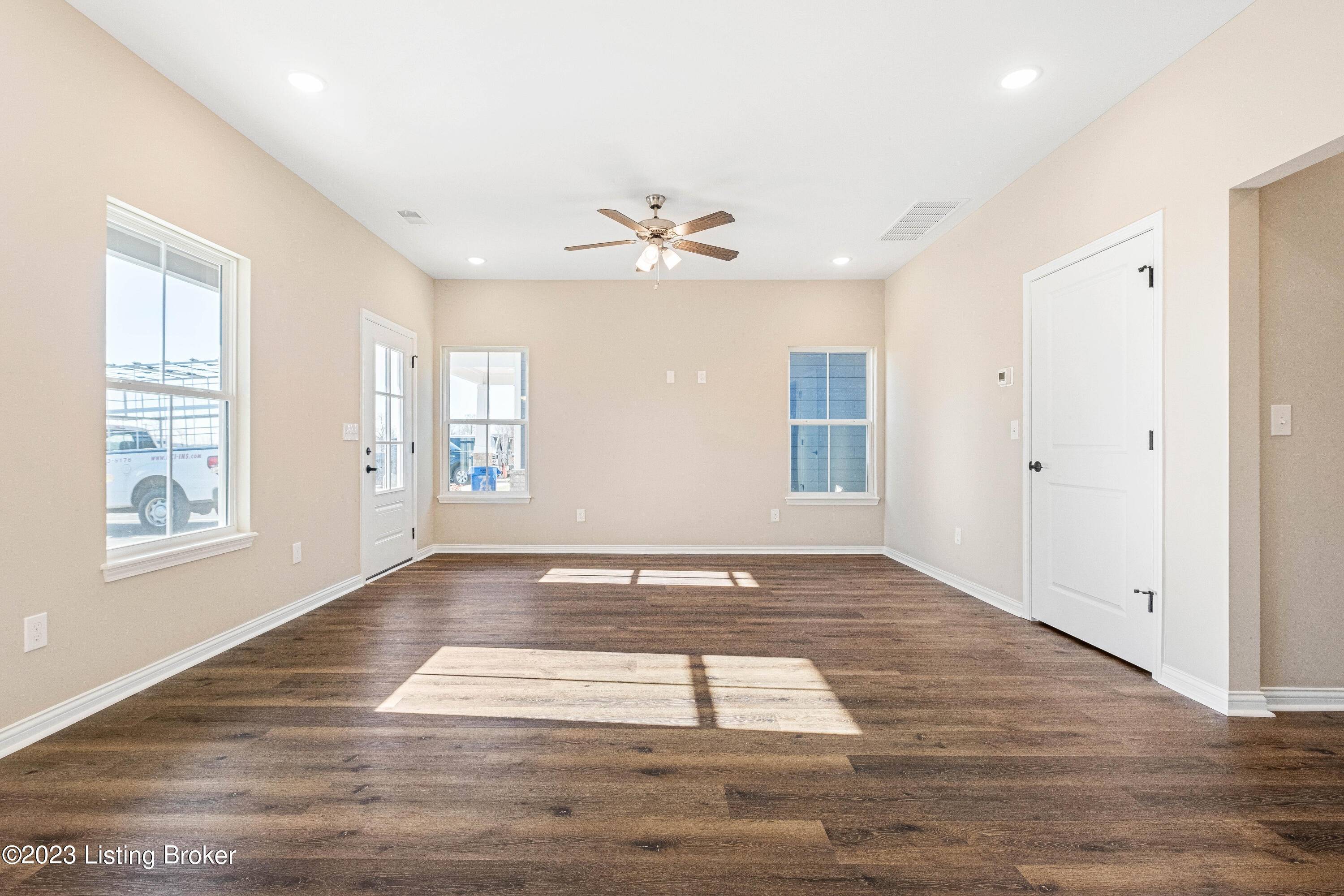 La Grange, KY 40031,826 Rosemary Ln
