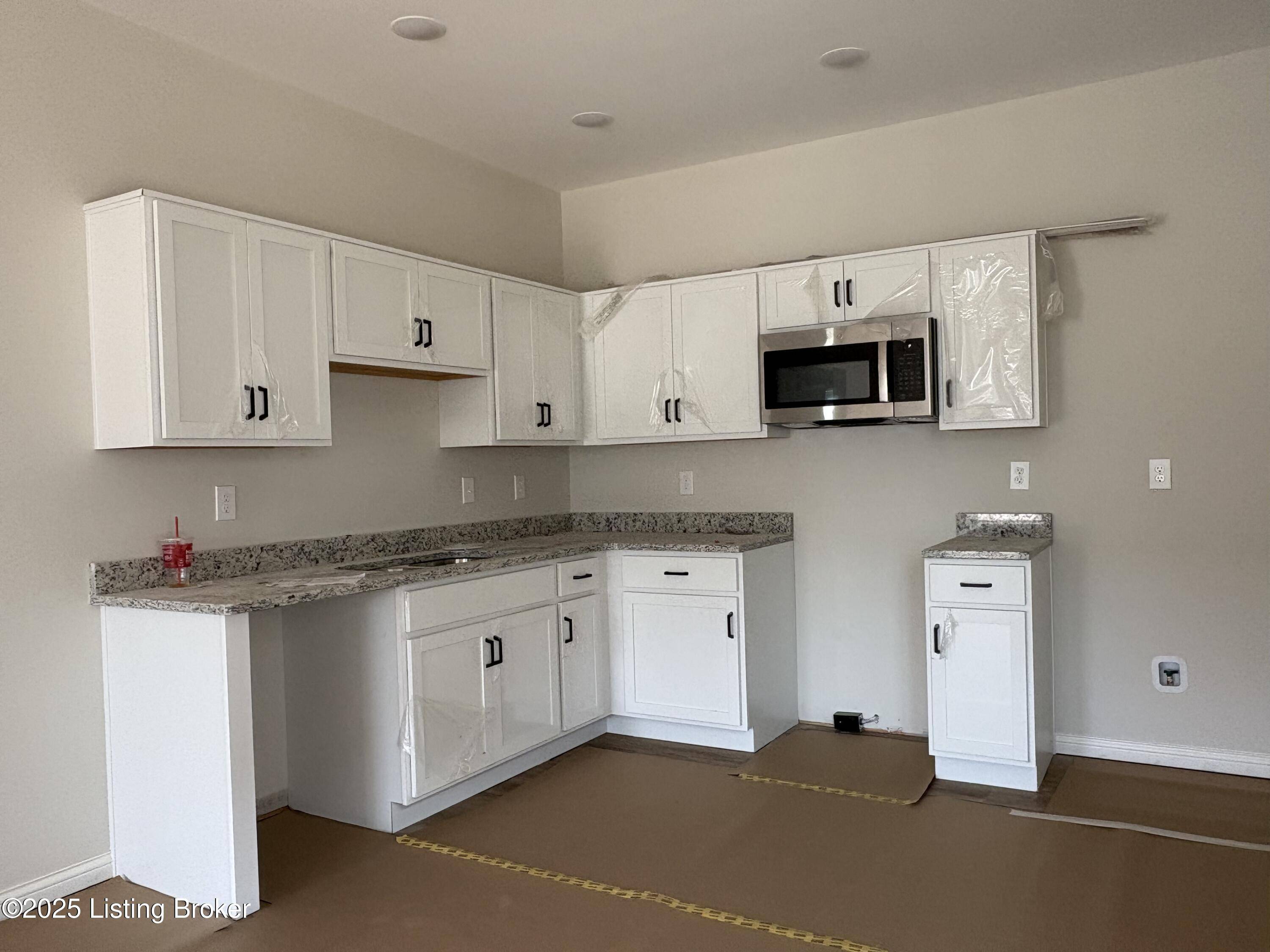 La Grange, KY 40031,824 Rosemary Ln