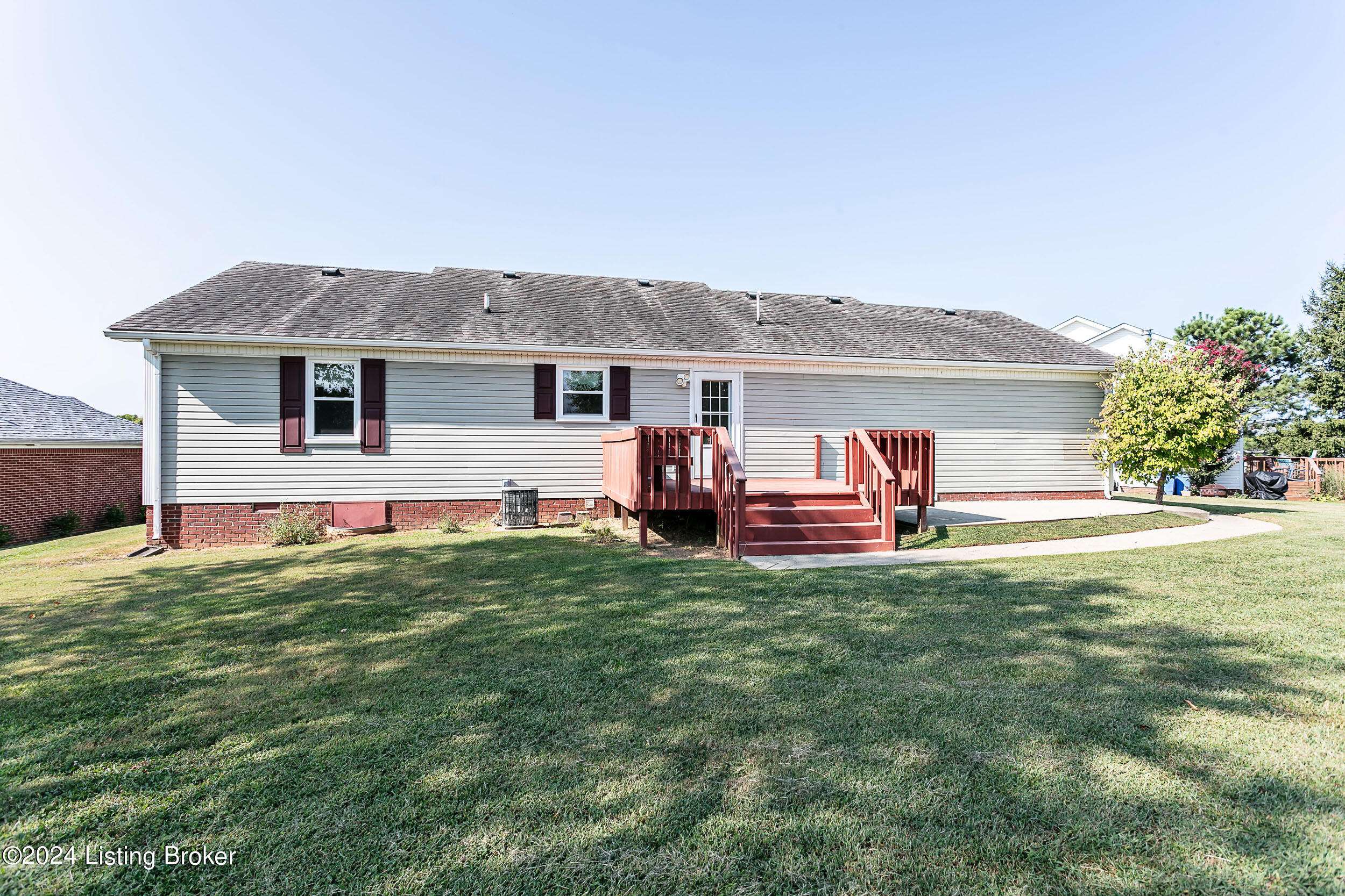 Bardstown, KY 40004,119 Fairway Hill