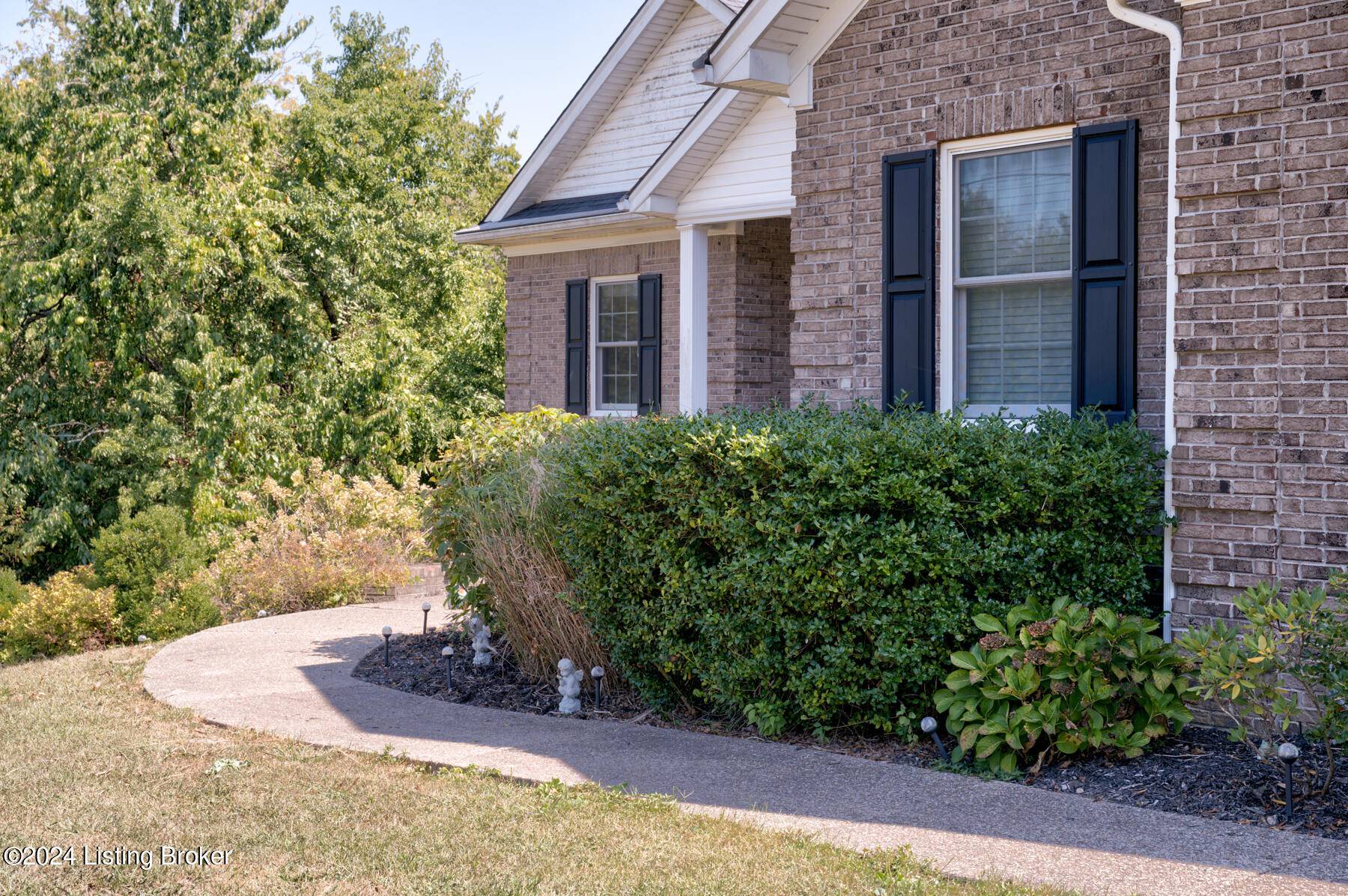 Smithfield, KY 40068,246 Silverview Rd