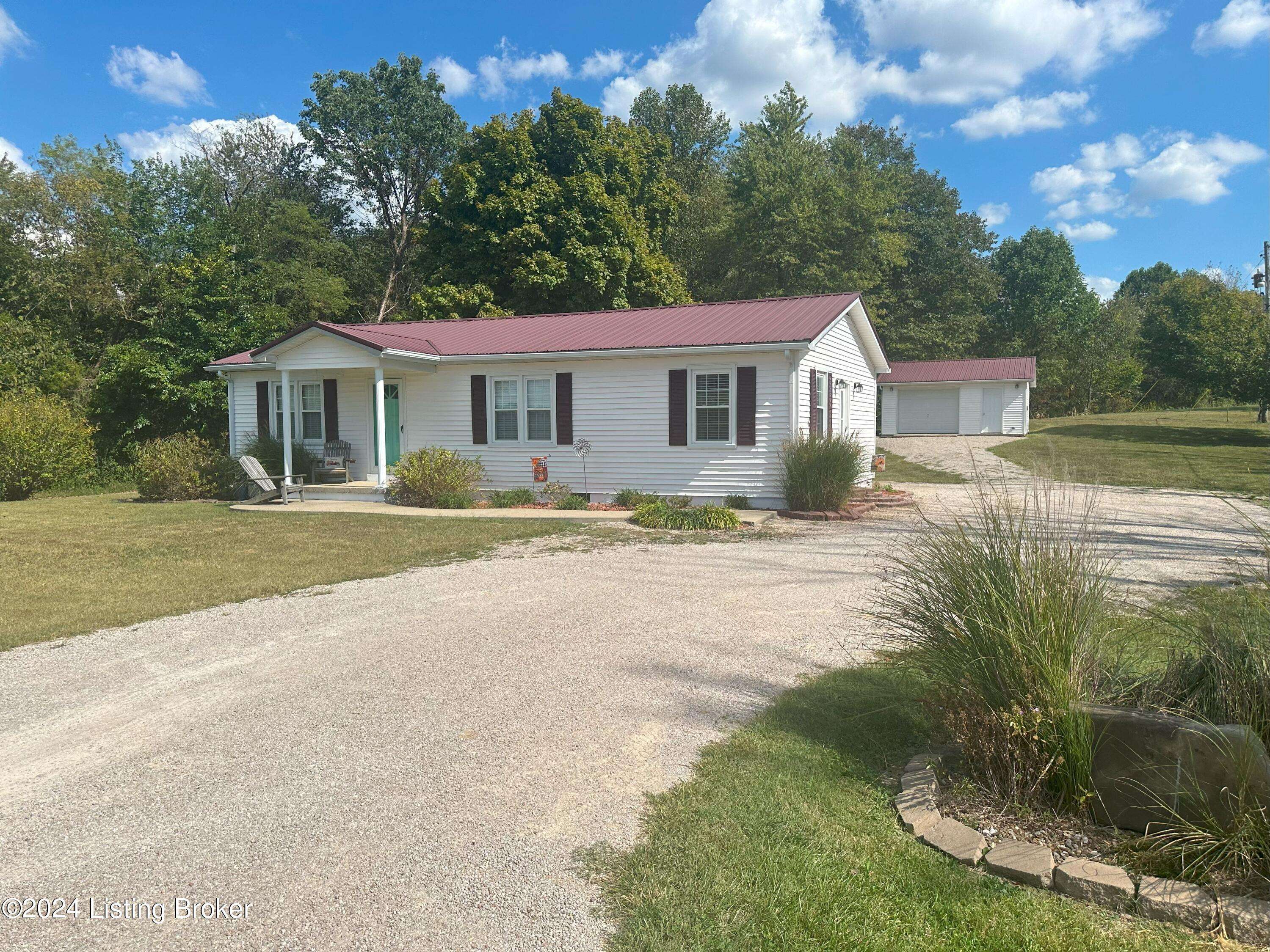 Hardinsburg, KY 40143,128 Lake Ridge Rd