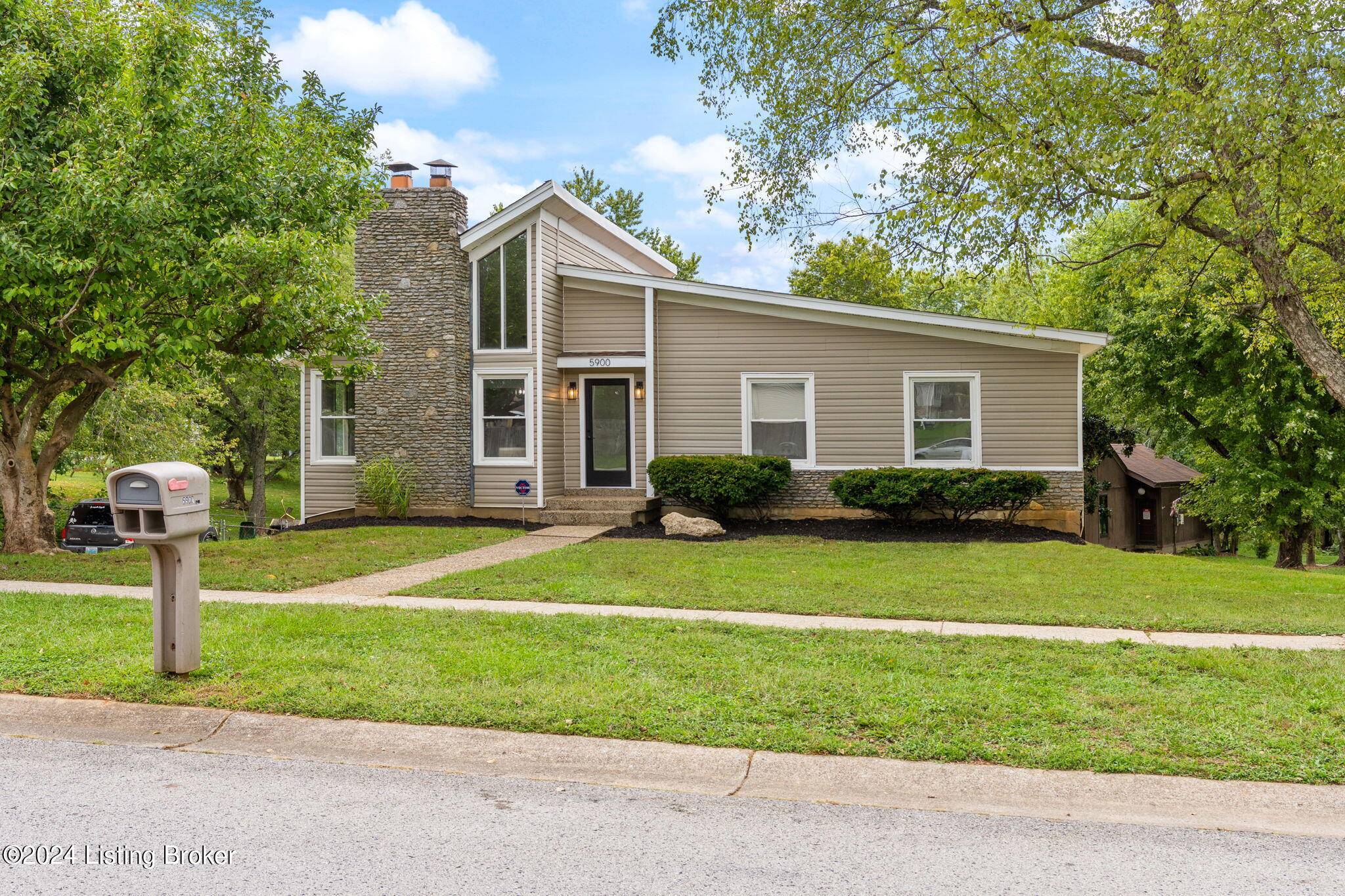 Louisville, KY 40291,5900 Stone Bluff Rd