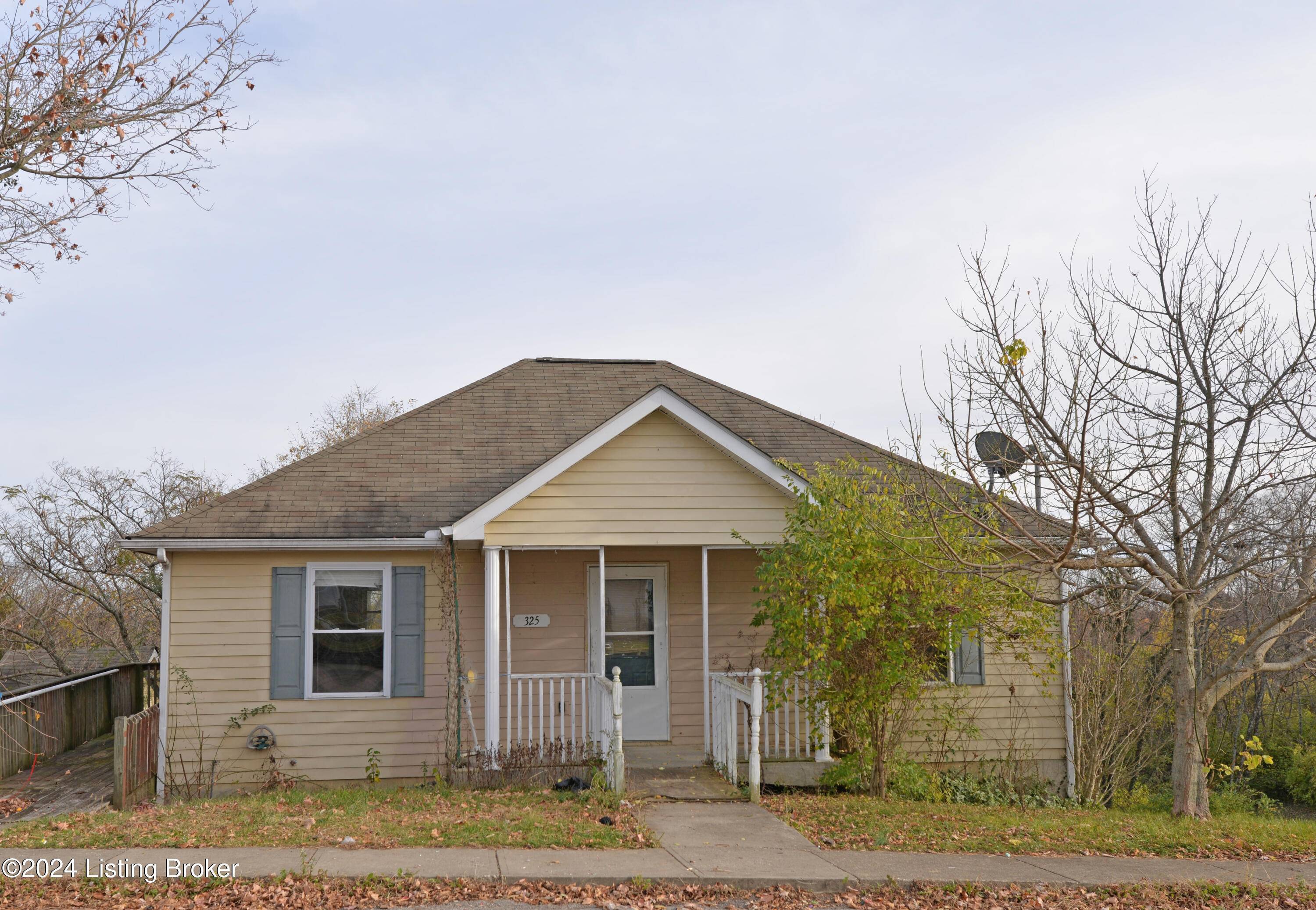 Cornith, KY 41010,325 Old Corinth Owenton Rd
