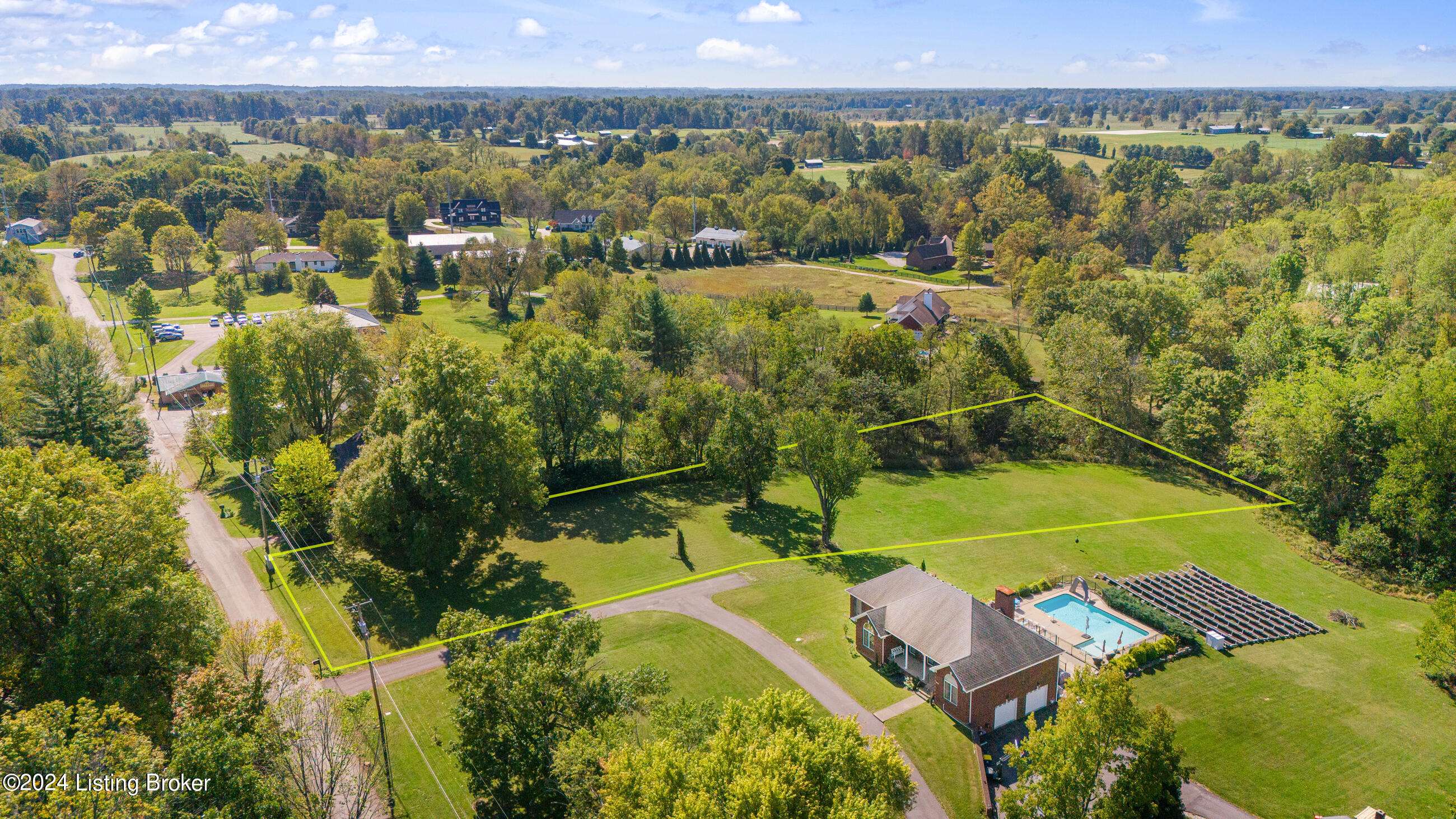 Goshen, KY 40026,2912 Axton Ln