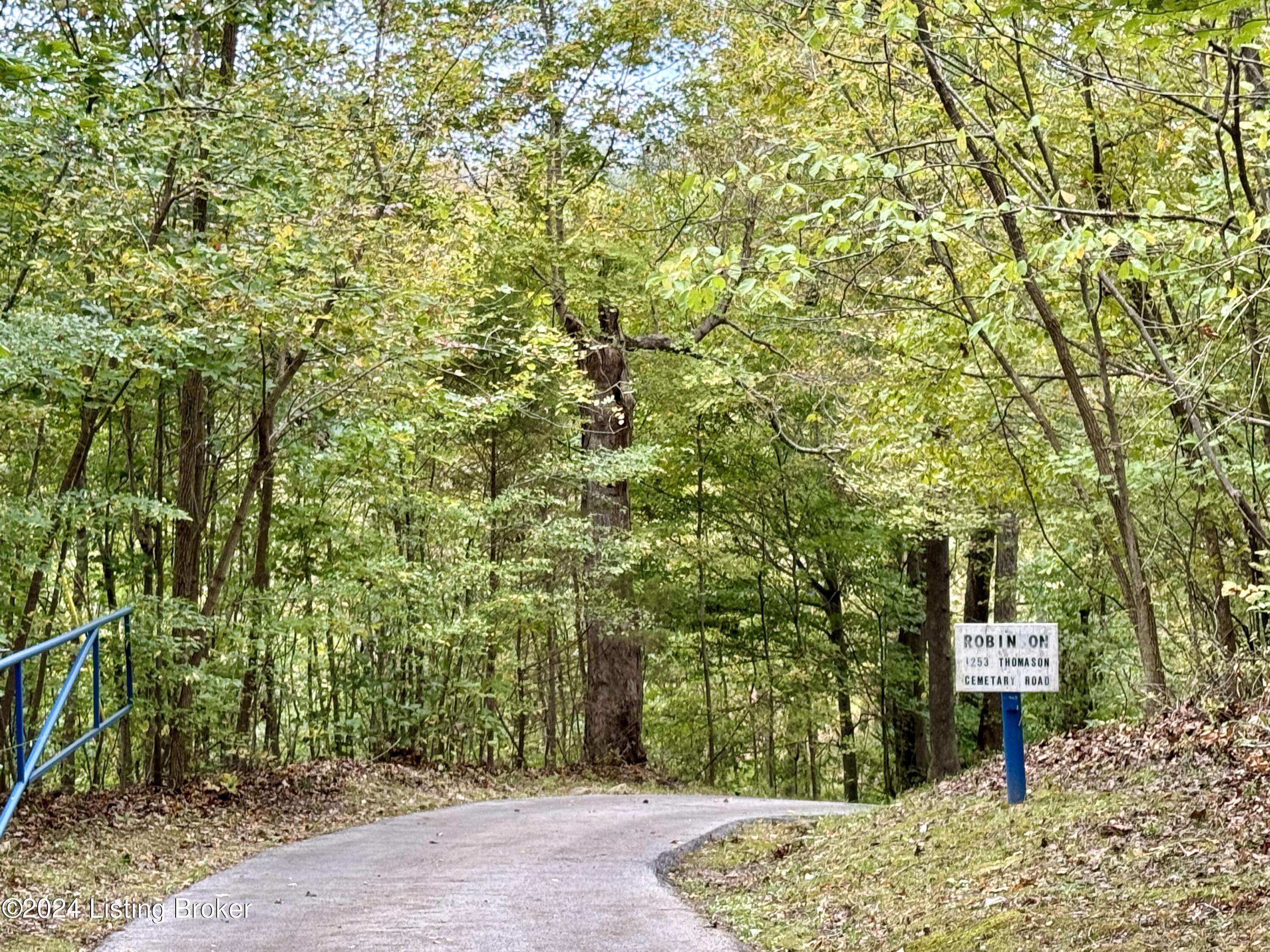 Leitchfield, KY 42754,1253 Thomason Cemetery Rd