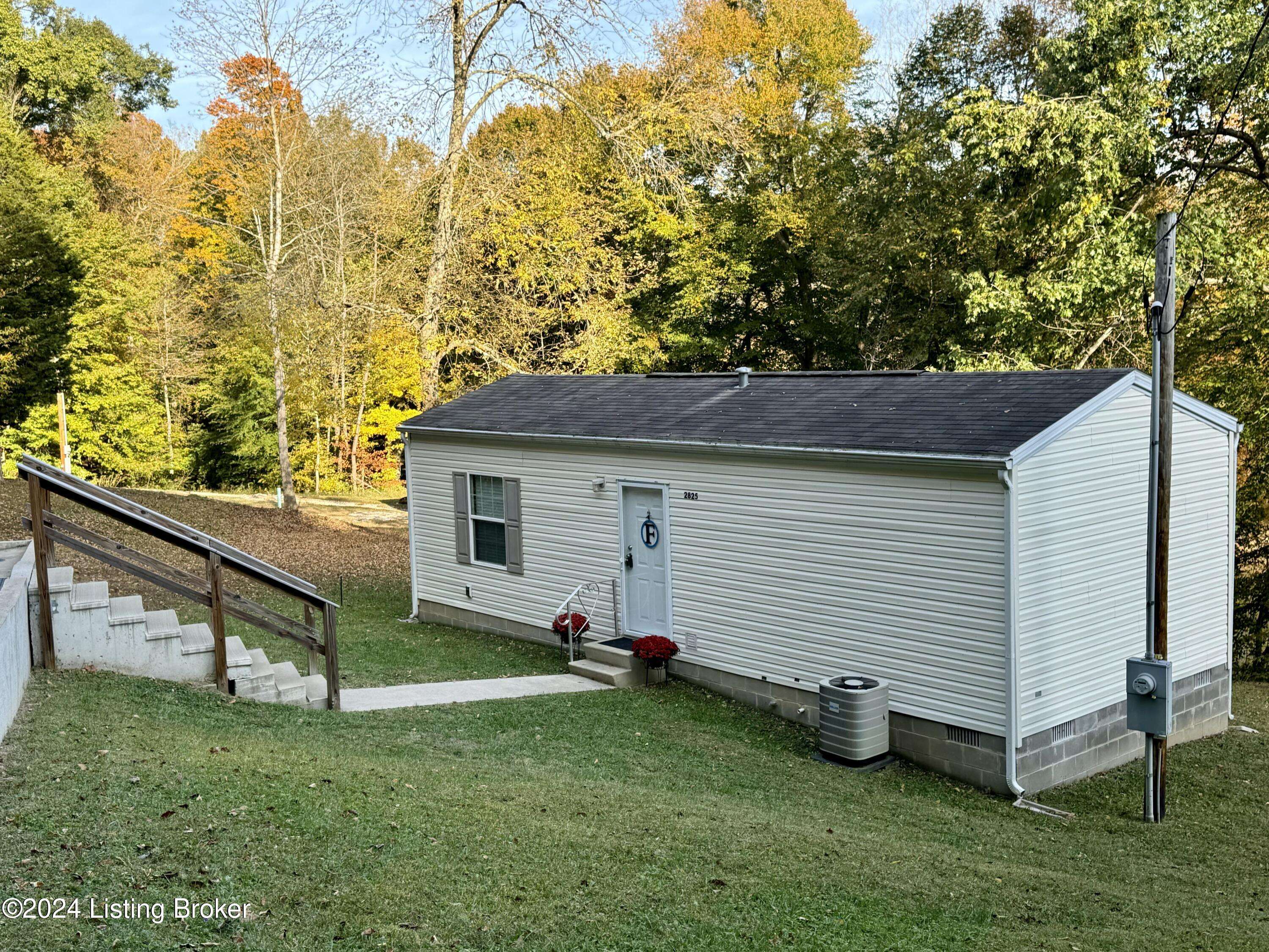 Hudson, KY 40145,2825 Hidden Valley Ln