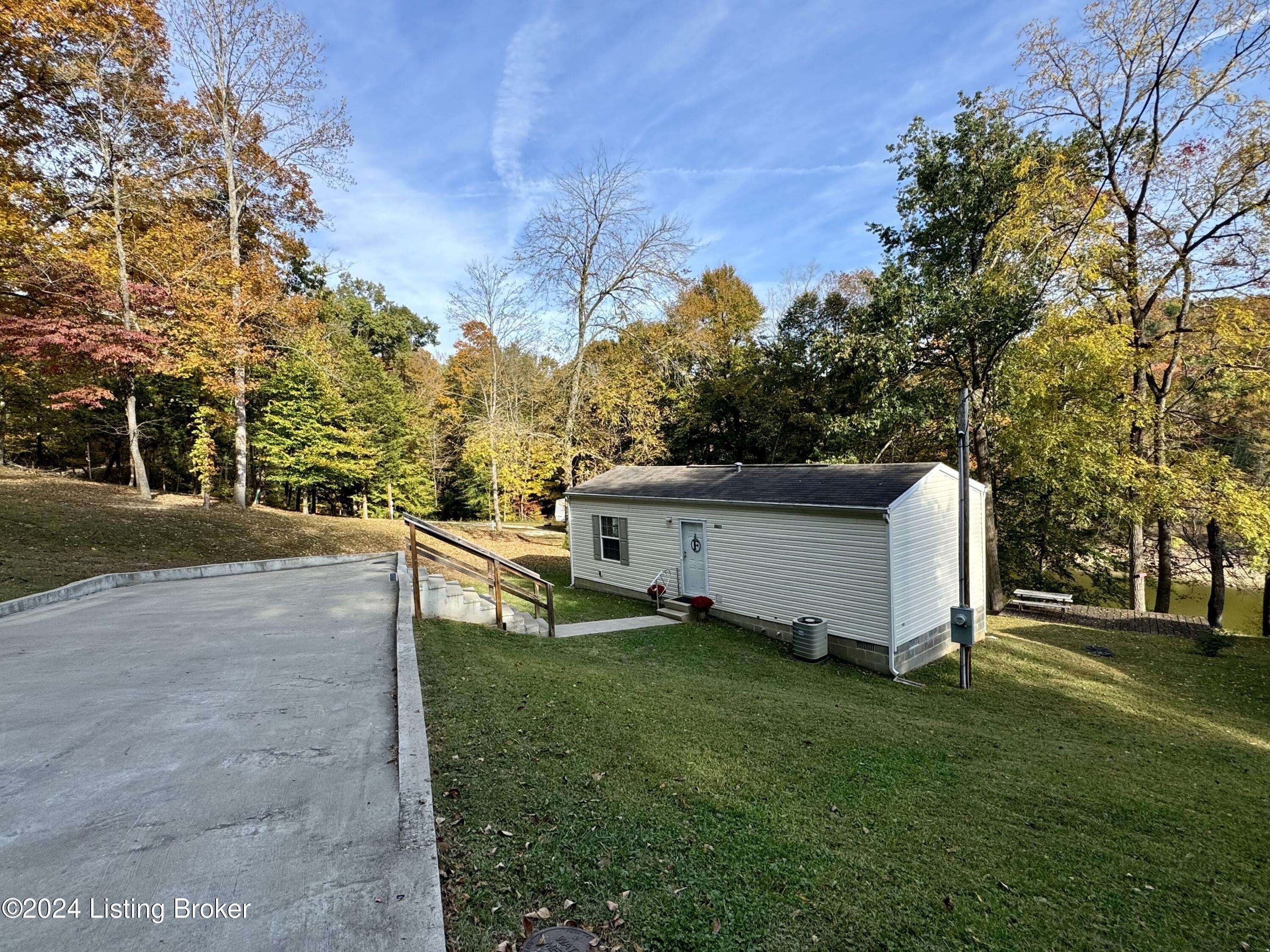 Hudson, KY 40145,2825 Hidden Valley Ln