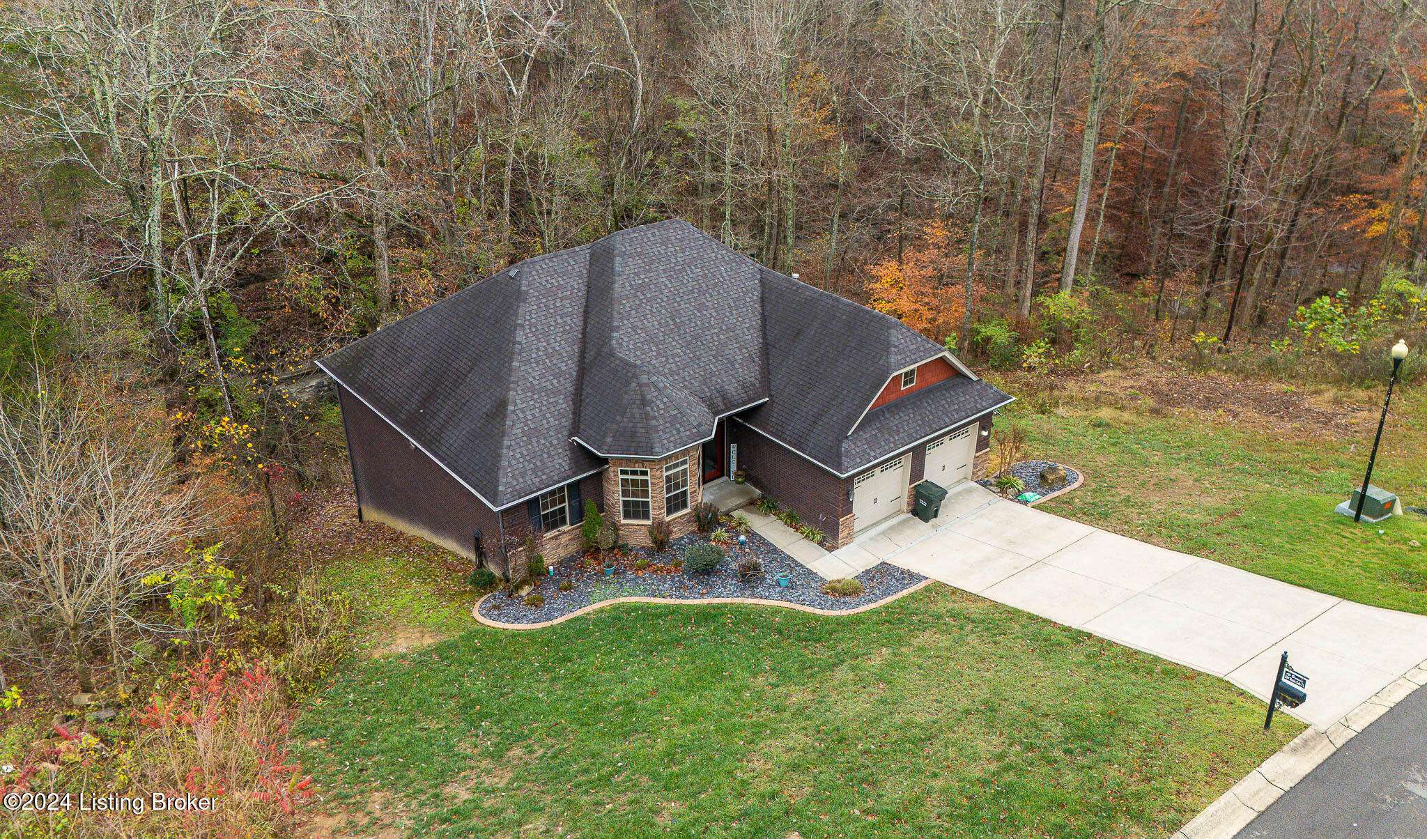 Mt Washington, KY 40047,304 Hidden Falls Dr