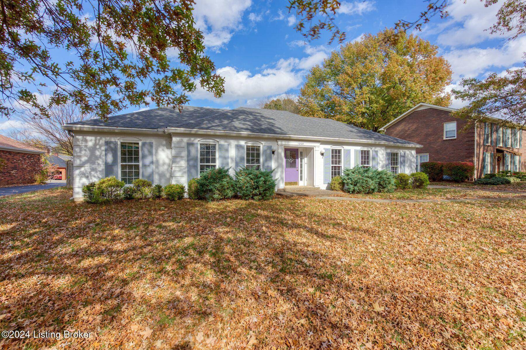 Louisville, KY 40223,10109 Timberwood Cir