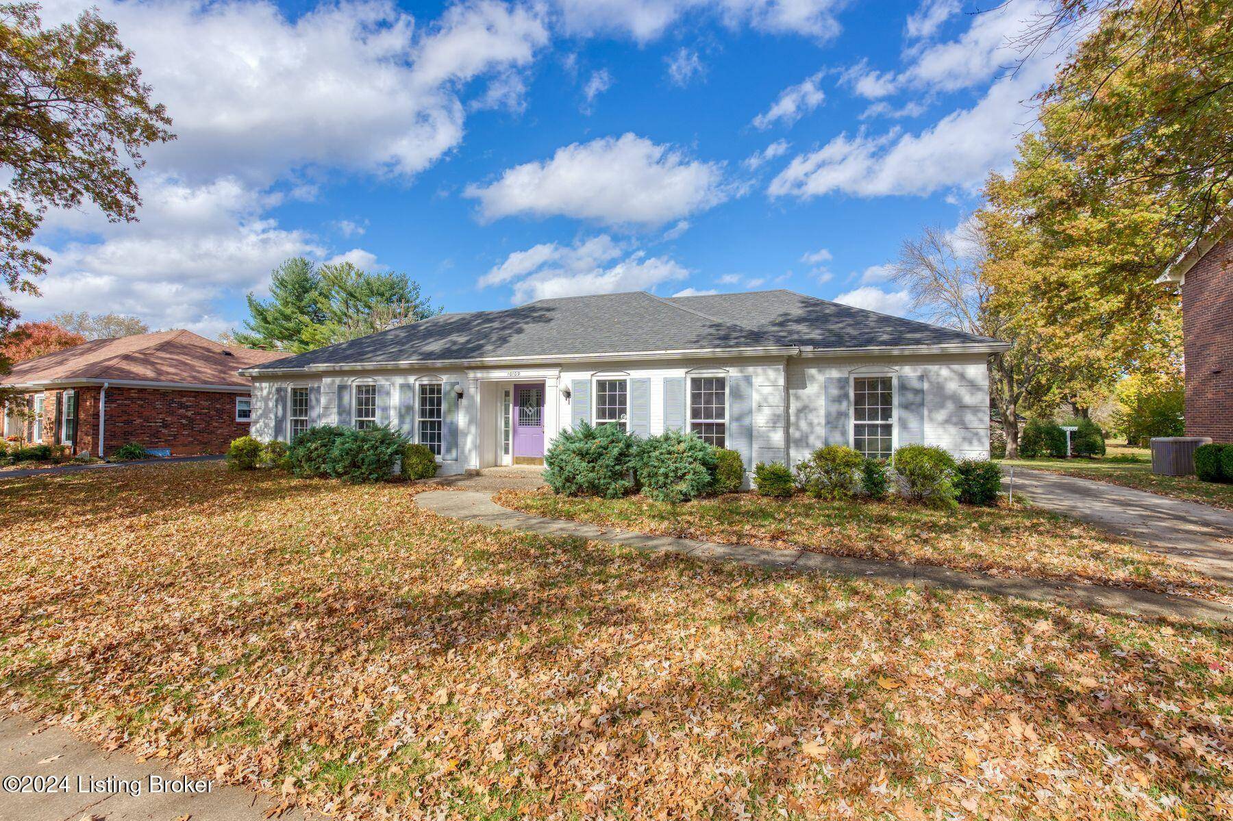 Louisville, KY 40223,10109 Timberwood Cir