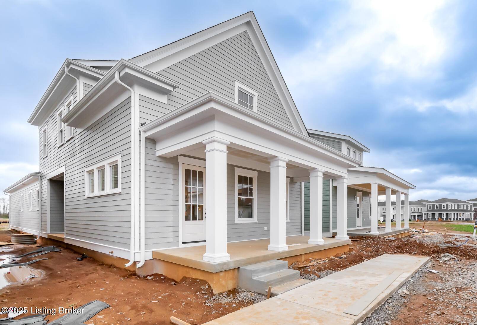 Prospect, KY 40059,6112 Passionflower Dr