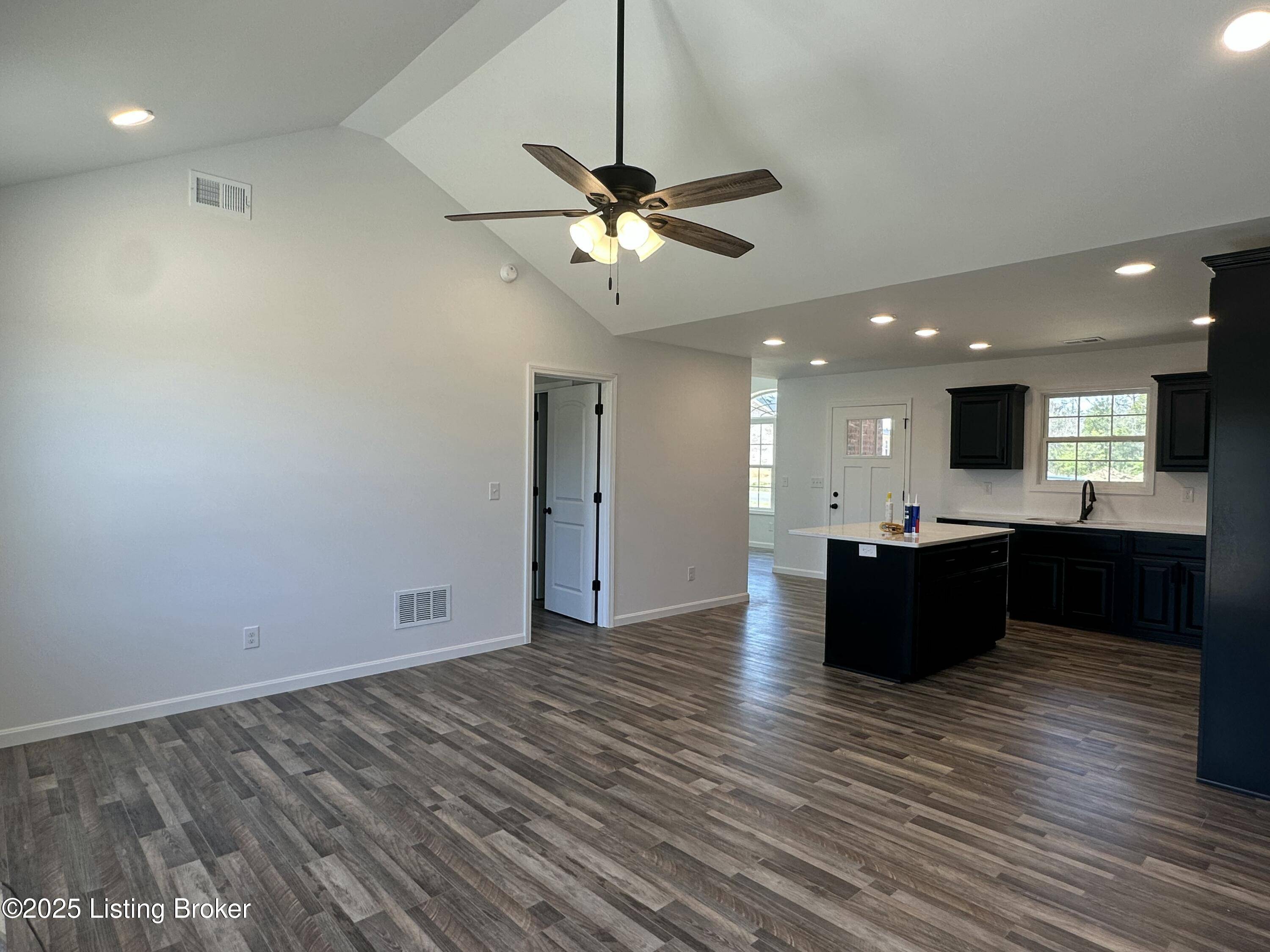 Bardstown, KY 40004,138 Magnolia Dr