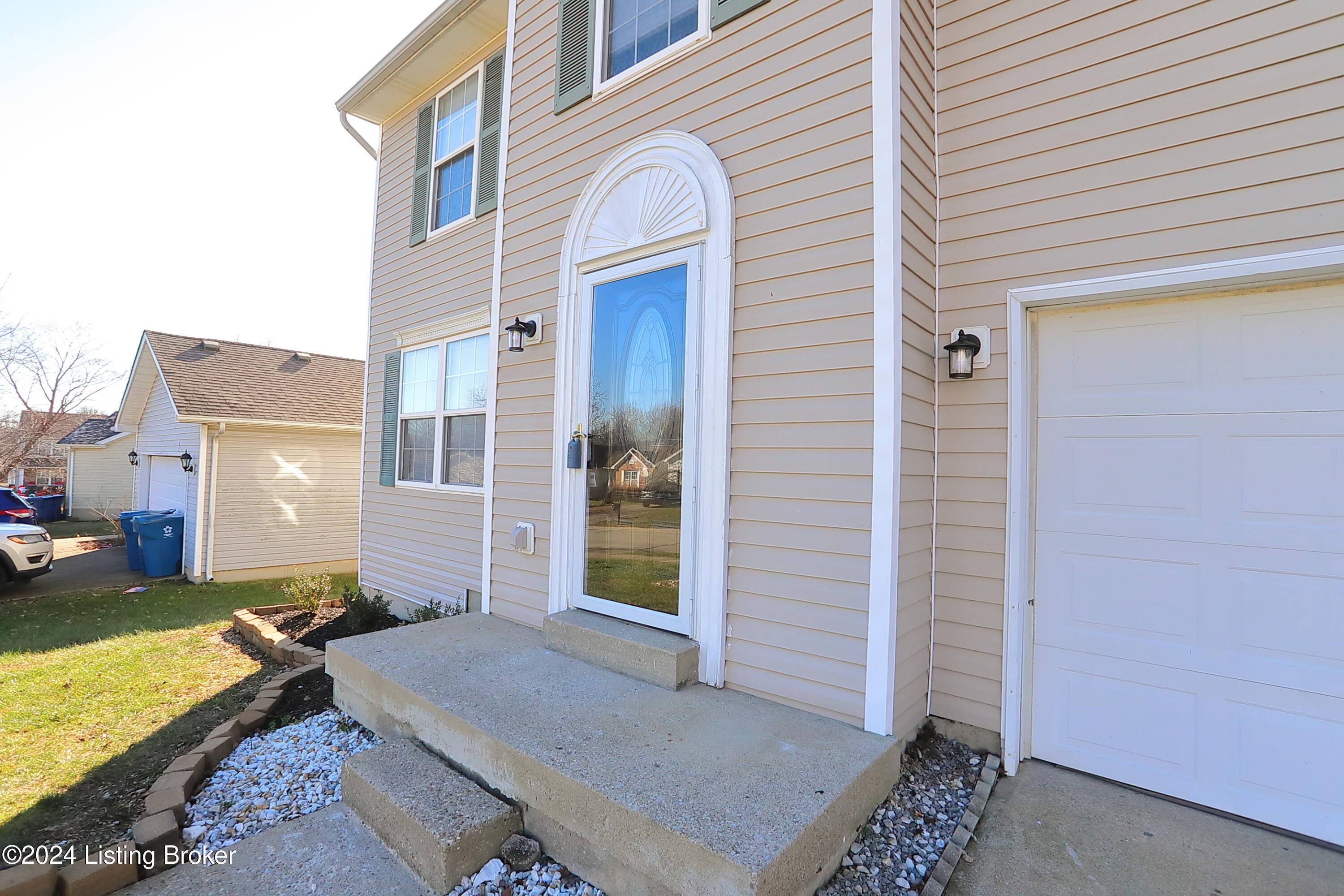 La Grange, KY 40031,206 Washington Cir