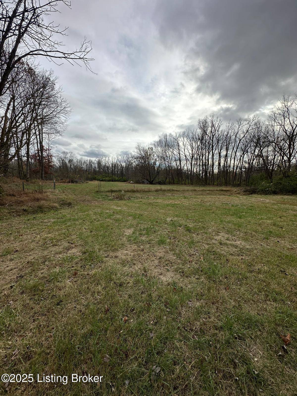 Louisville, KY 40272,9311 3rd Street Rd #R