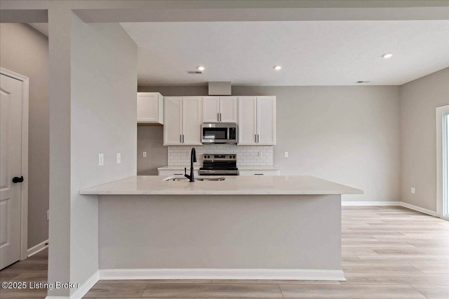 Mt Washington, KY 40047,194 Harvest Point WAY #202B