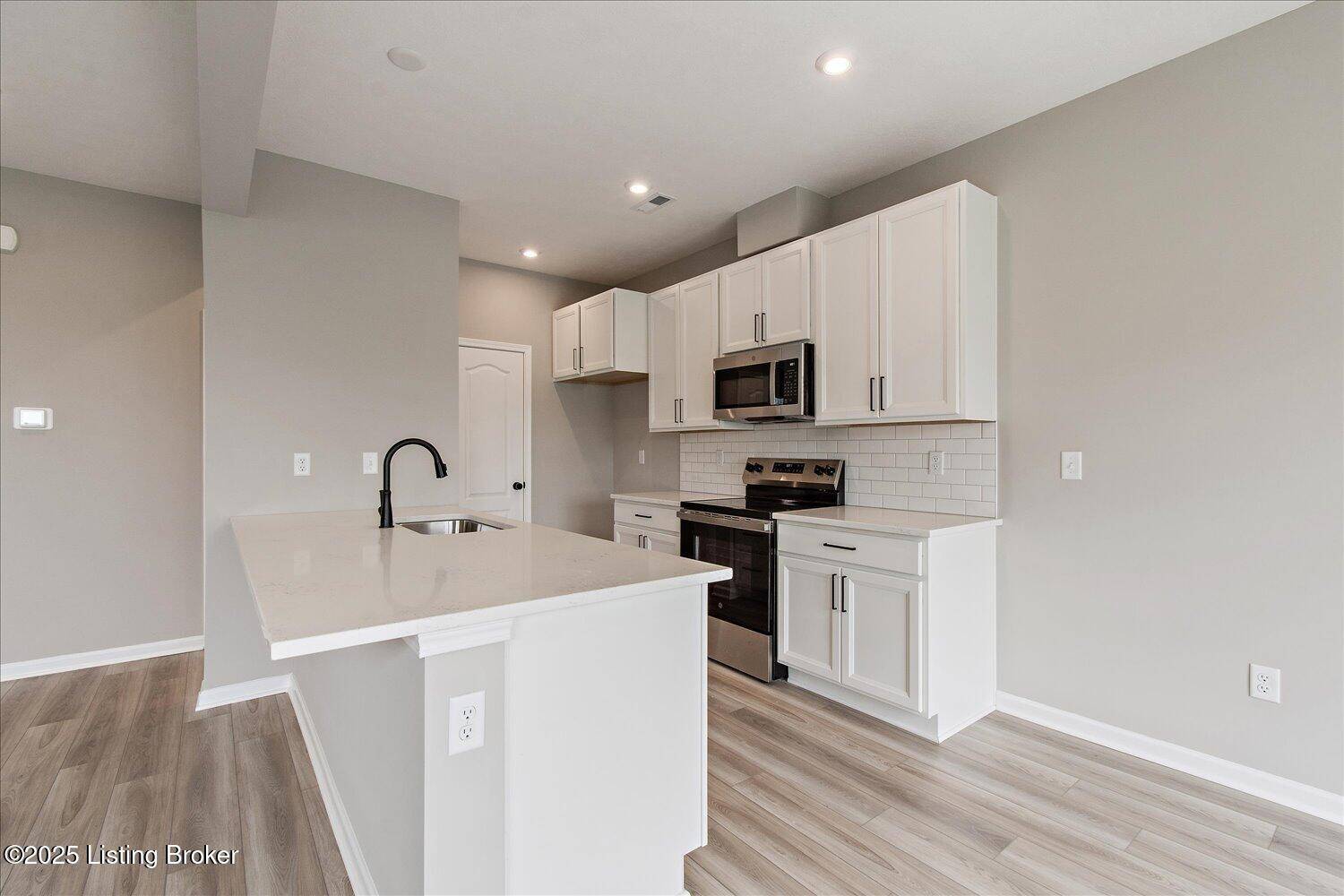 Mt Washington, KY 40047,194 Harvest Point WAY #202B