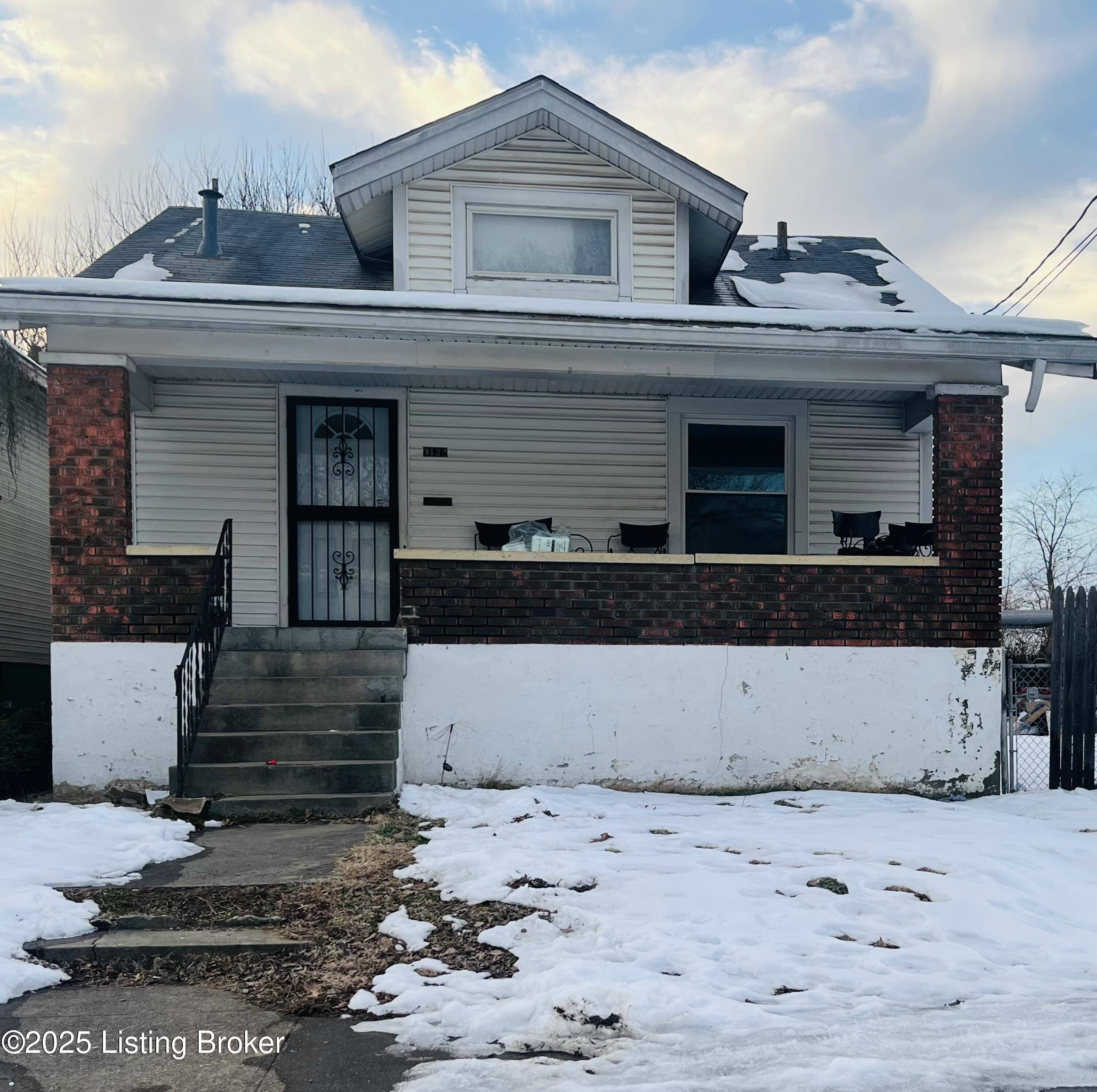 Louisville, KY 40211,1432 Hazel St